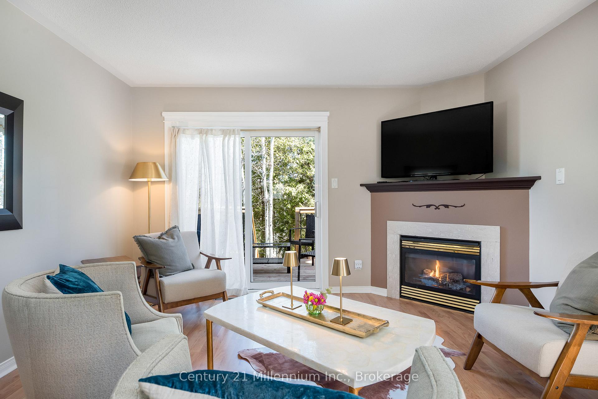 Photo 12 of 1 Westwind Drive, Collingwood — HOMEH