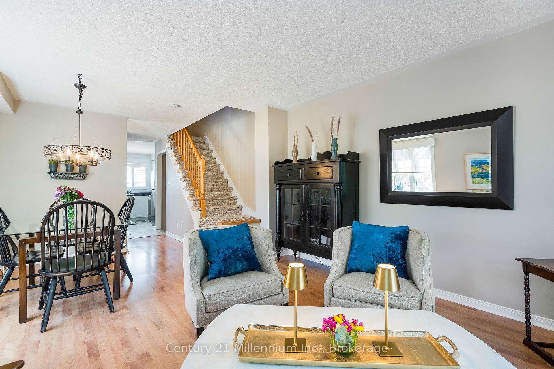 Photo 14 of 1 Westwind Drive, Collingwood — HOMEH