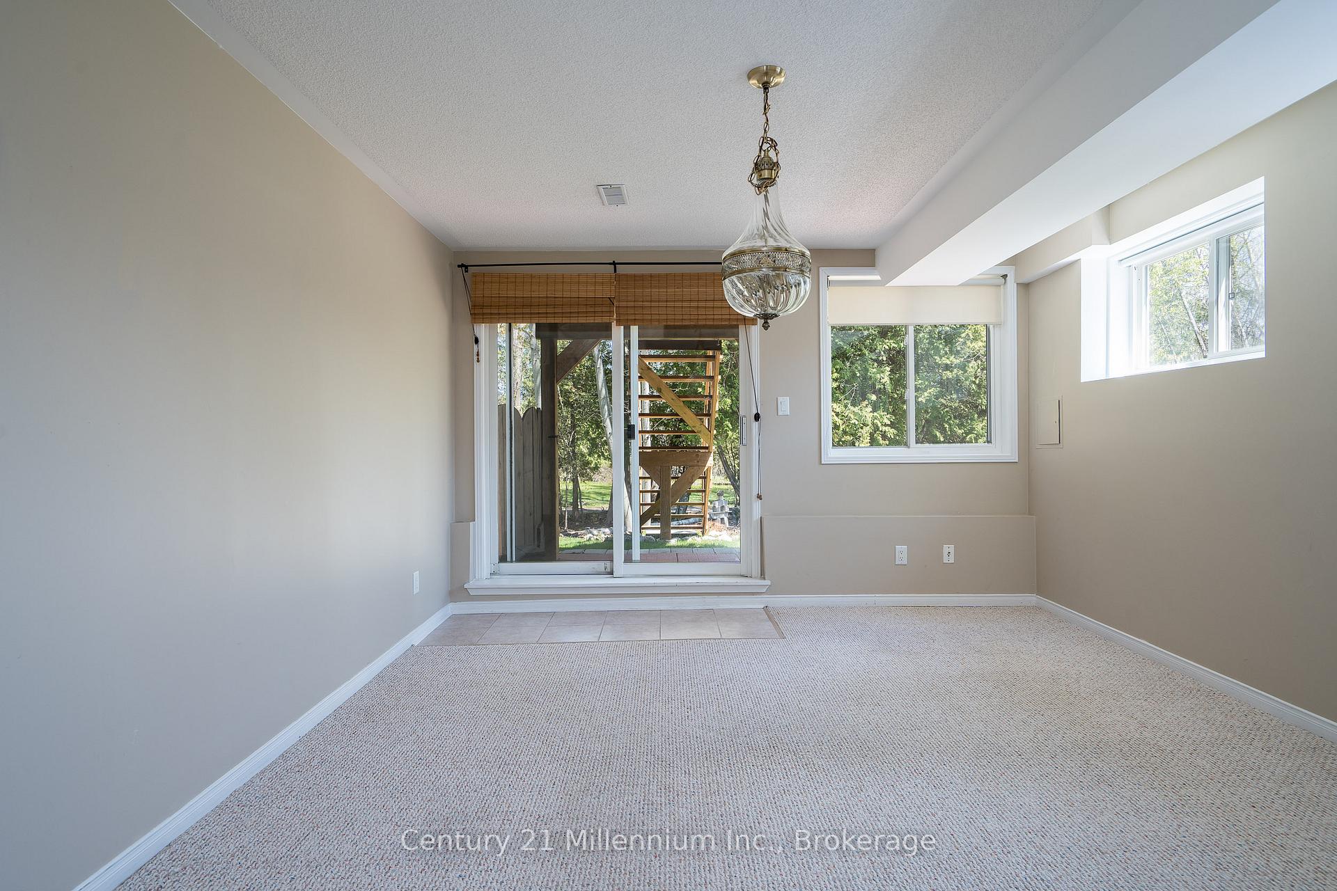Photo 49 of 1 Westwind Drive, Collingwood — HOMEH