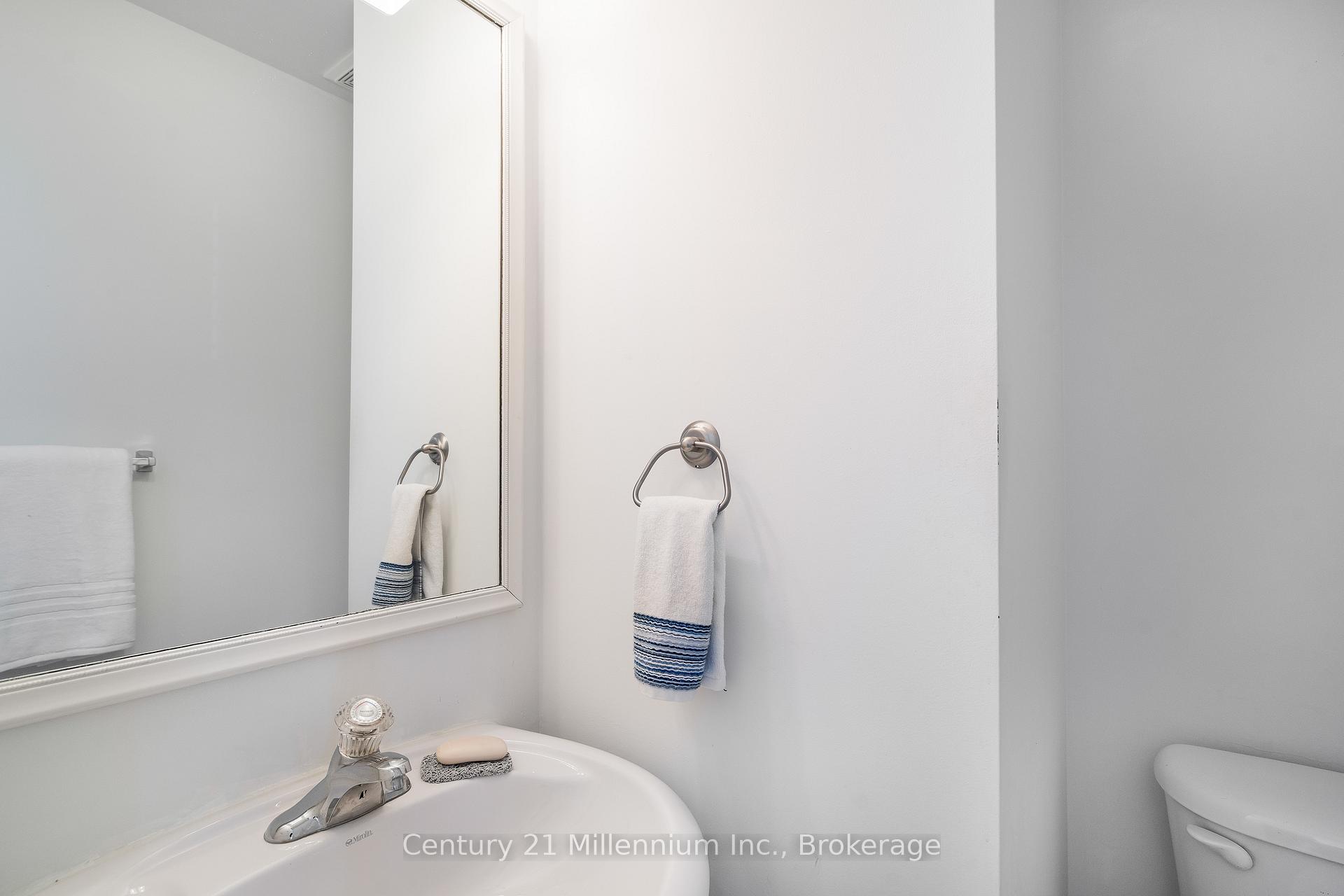 Photo 37 of 1 Westwind Drive, Collingwood — HOMEH