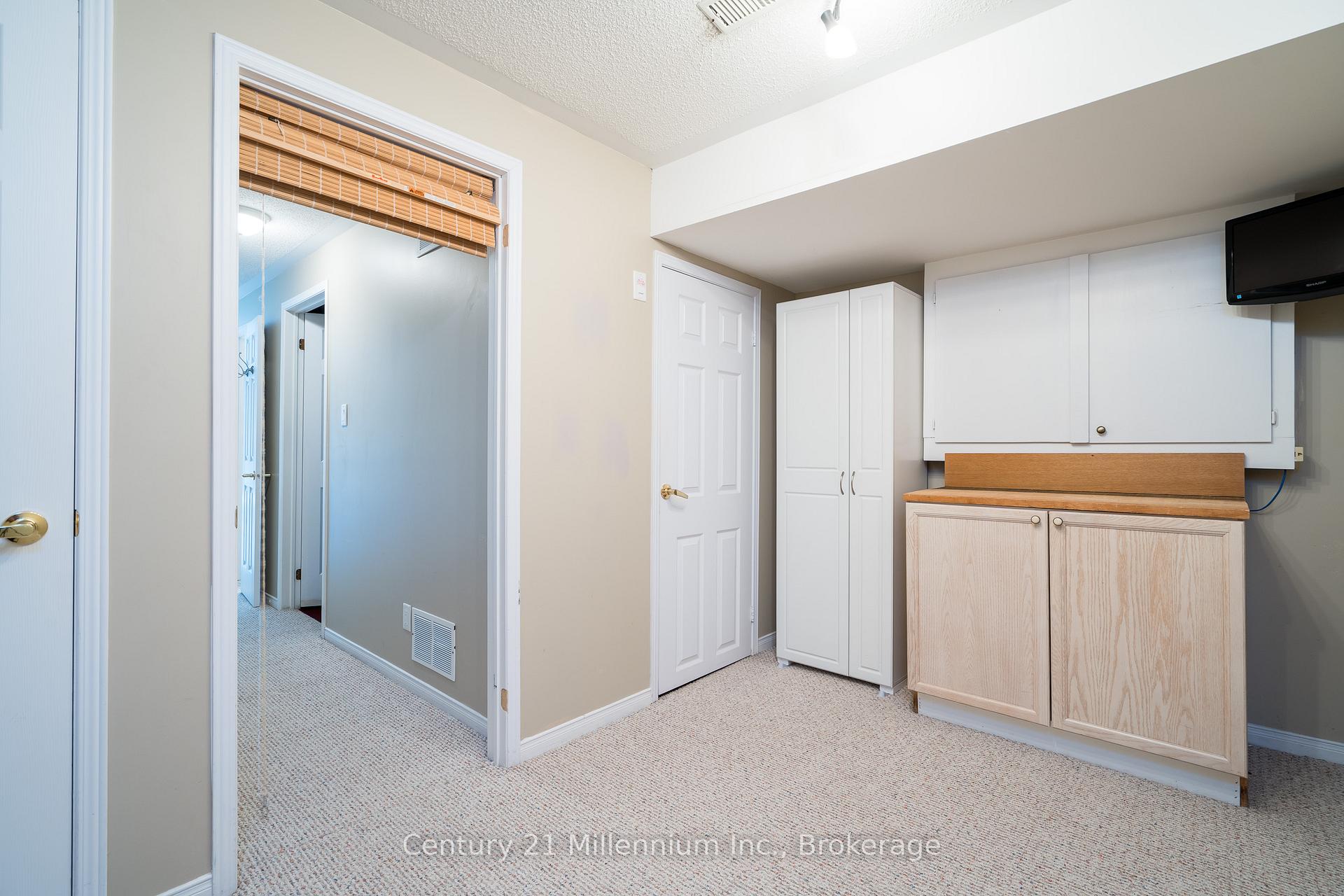 Photo 64 of 1 Westwind Drive, Collingwood — HOMEH