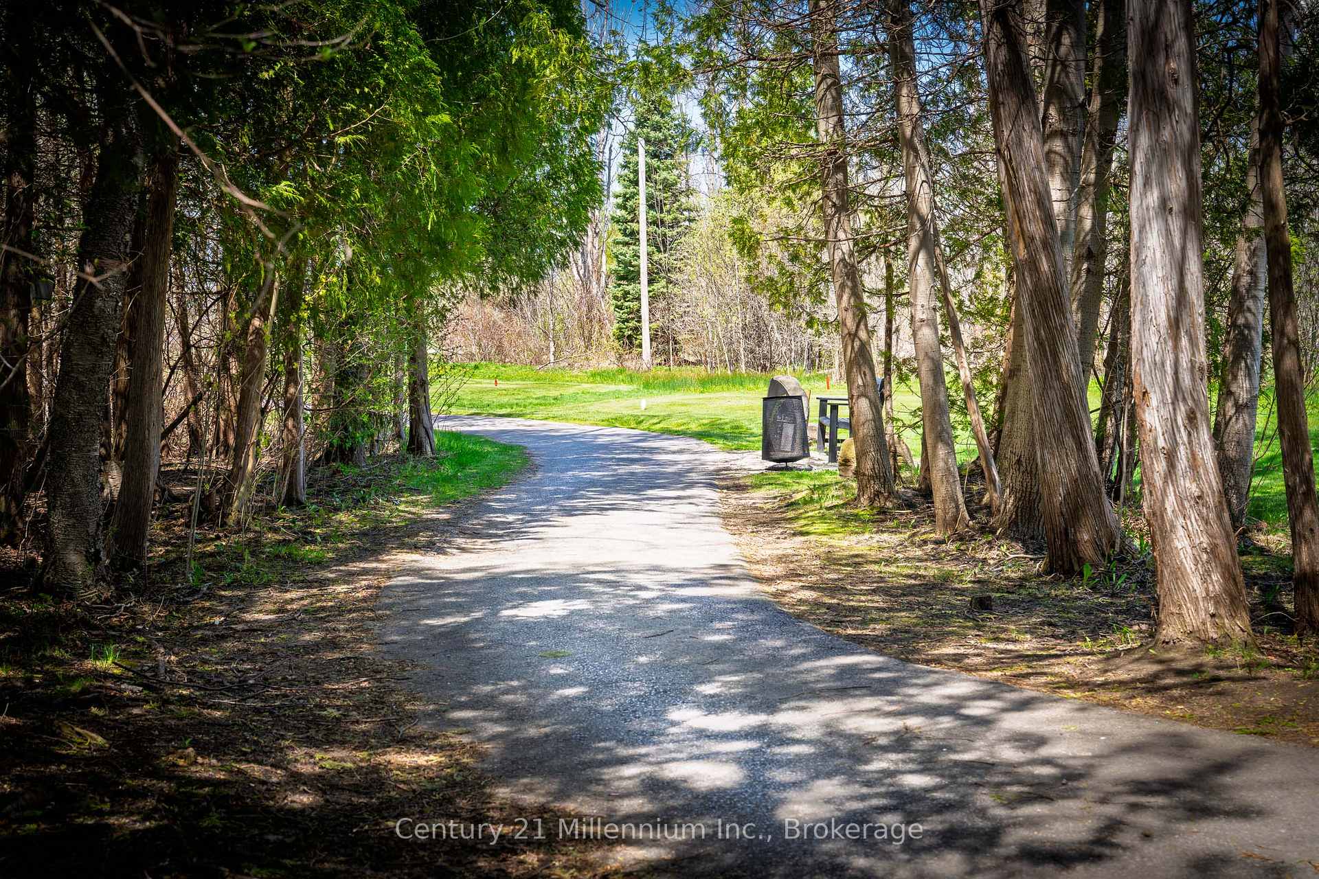 Photo 73 of 1 Westwind Drive, Collingwood — HOMEH