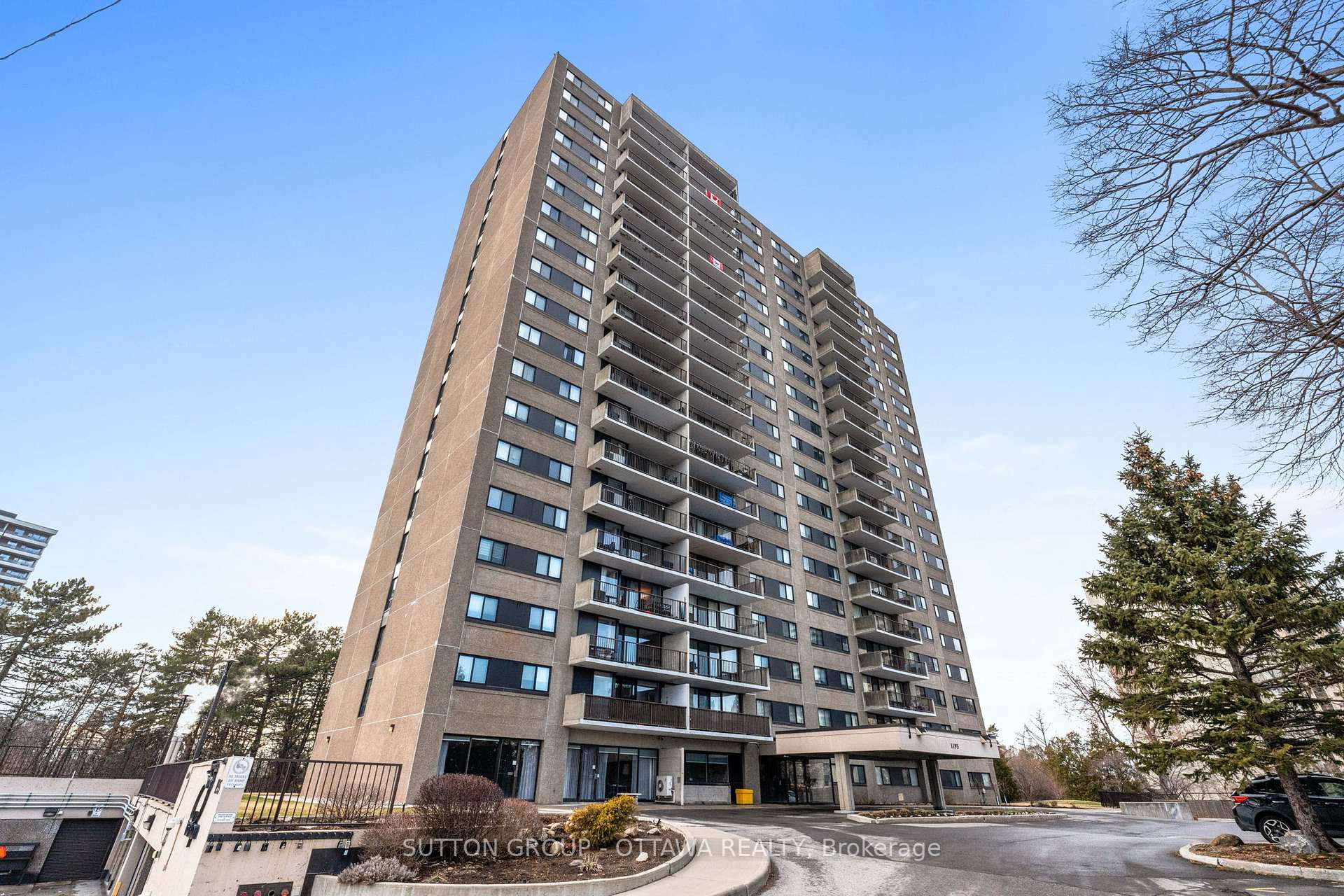 Front of Unit 504, 1195 Richmond Road