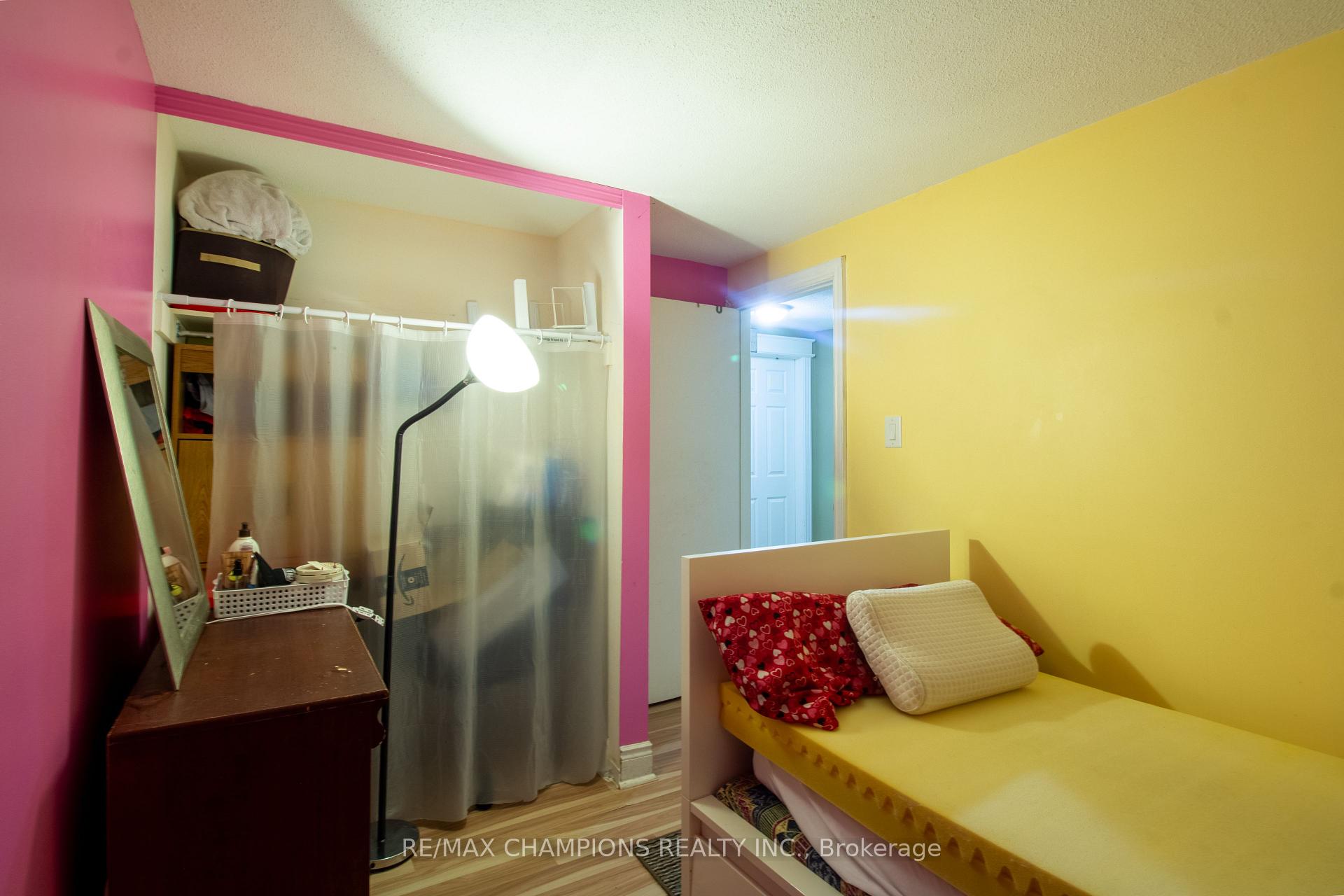 Photo 18 of Unit 72, 105 Hansen Road N, Brampton, Madoc — HOMEH