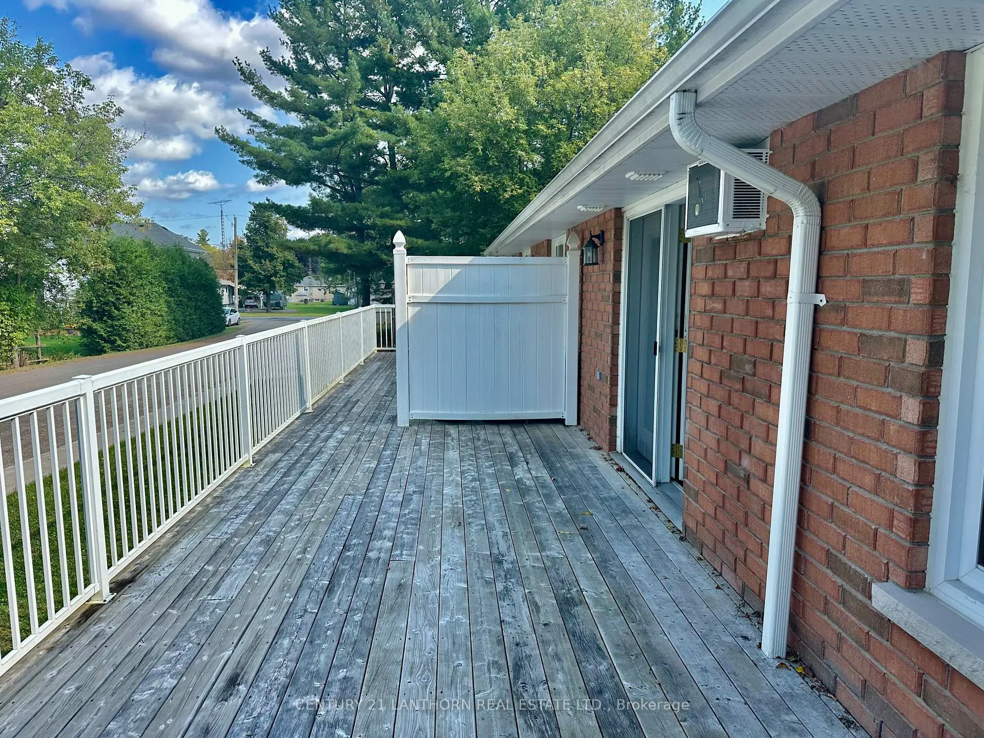 Photo 2 of Unit 3, 494 Metcalf Street, Tweed, Tweed (Village) — HOMEH