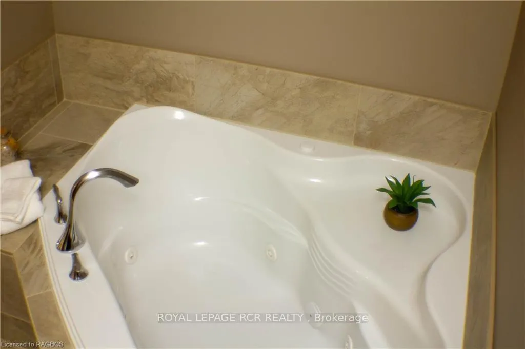 Photo 16 of Unit 30, 47 Fairhaven Lane, Goderich, Goderich (Town) — HOMEH