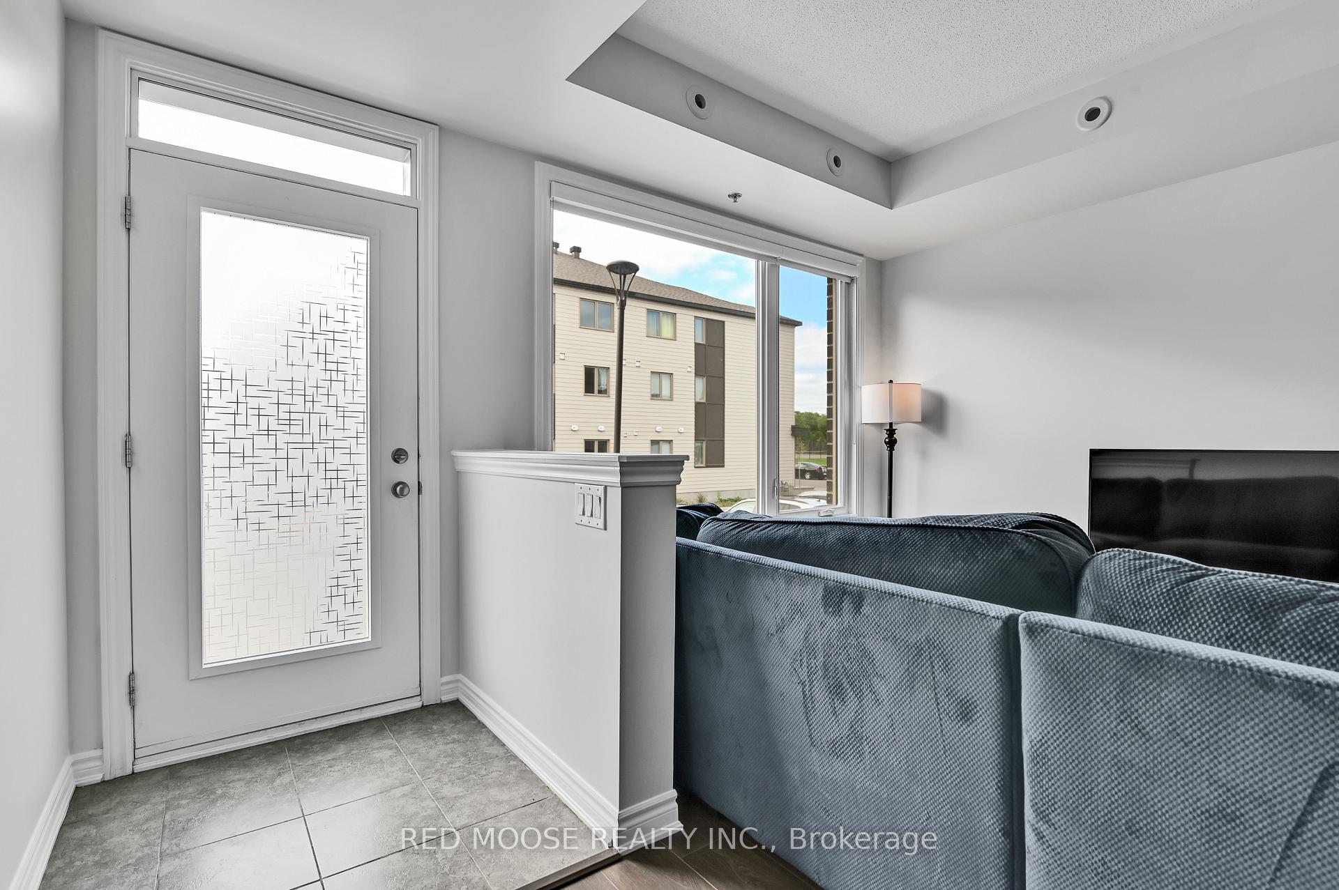 Photo 2 of 515 Takamose Private, Ottawa, CFB Rockcliffe and Area — HOMEH