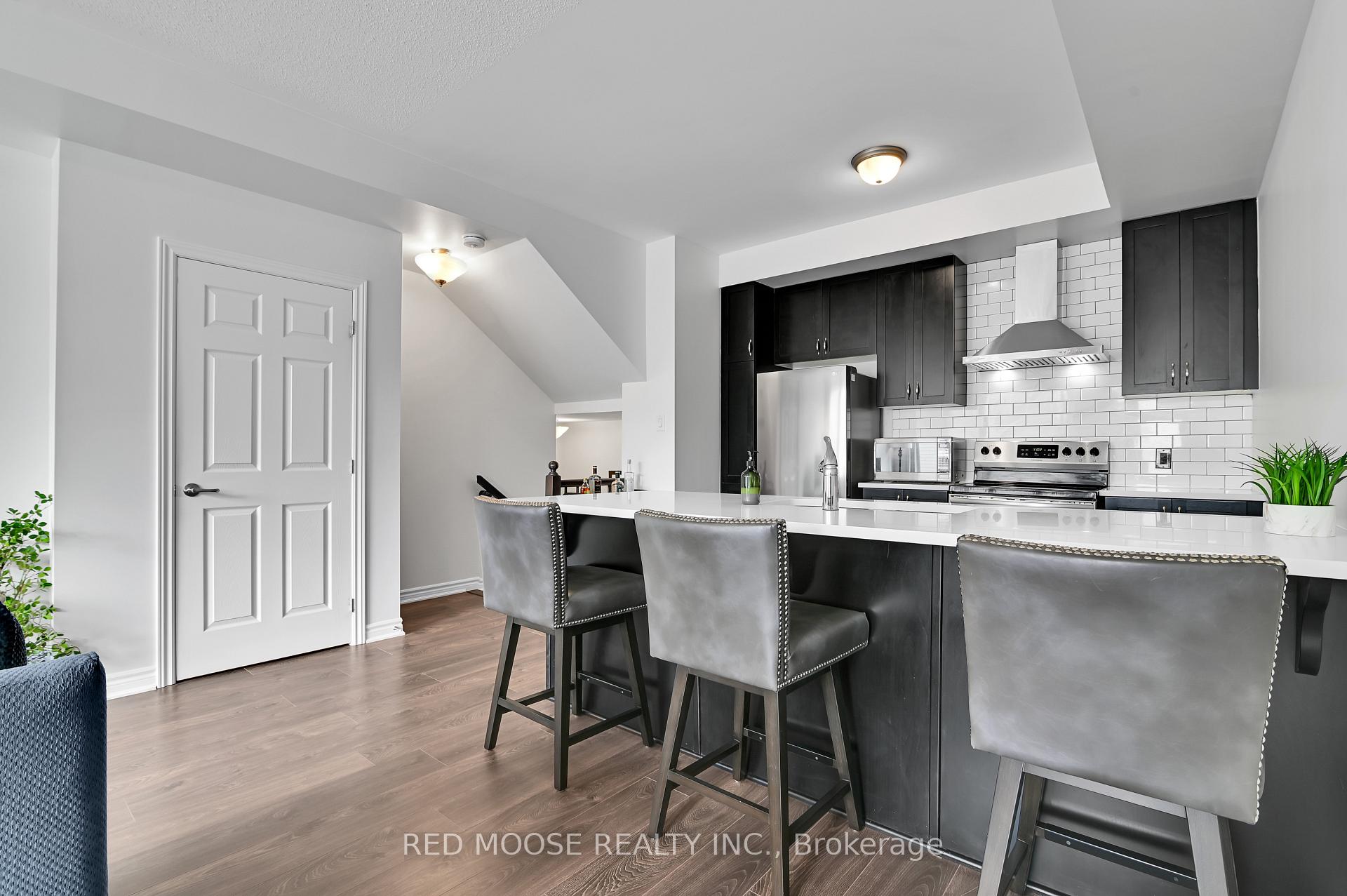 Photo 9 of 515 Takamose Private, Ottawa, CFB Rockcliffe and Area — HOMEH