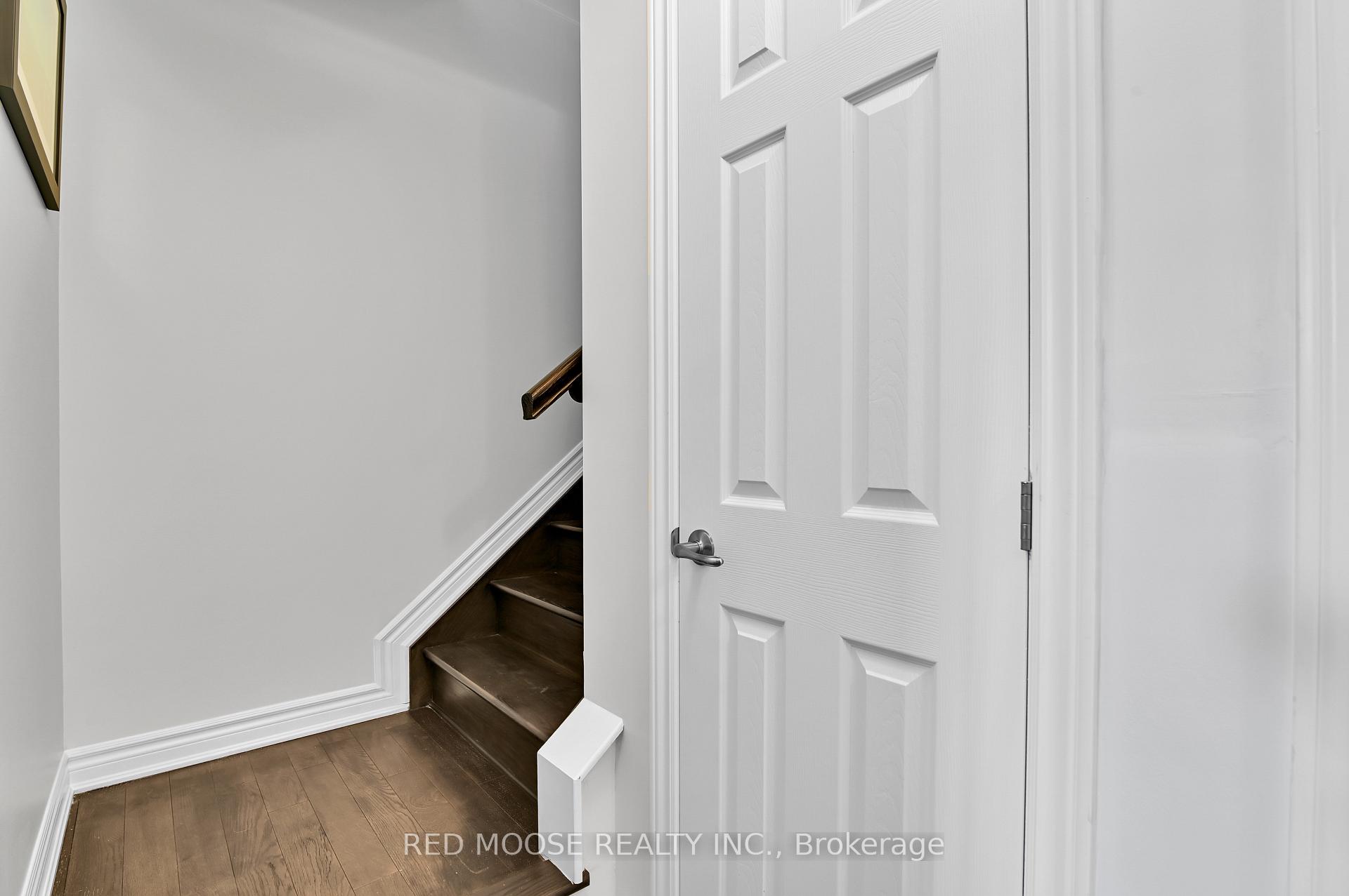 Photo 15 of 515 Takamose Private, Ottawa, CFB Rockcliffe and Area — HOMEH