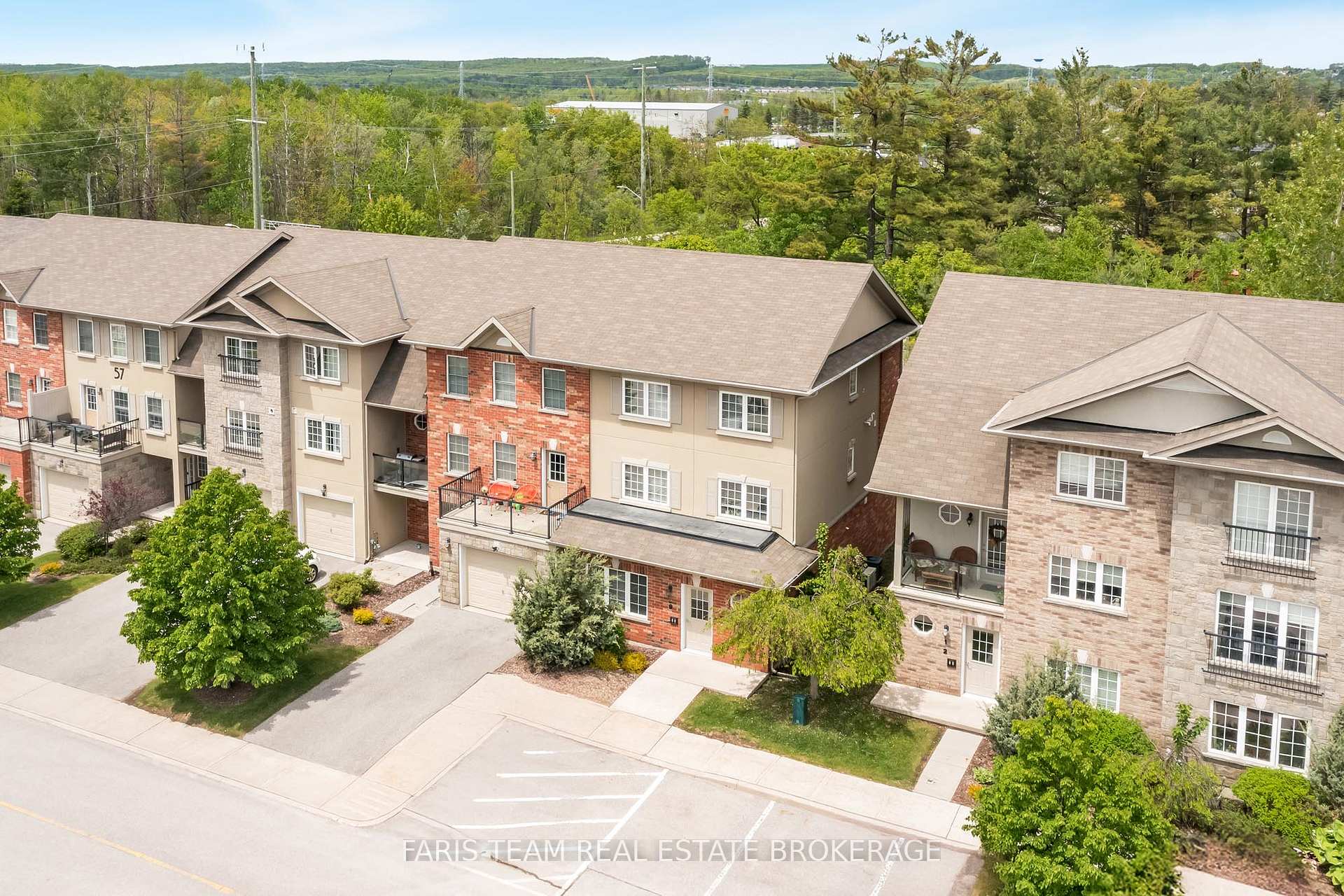 Front of Unit 9, 57 Ferndale Drive S