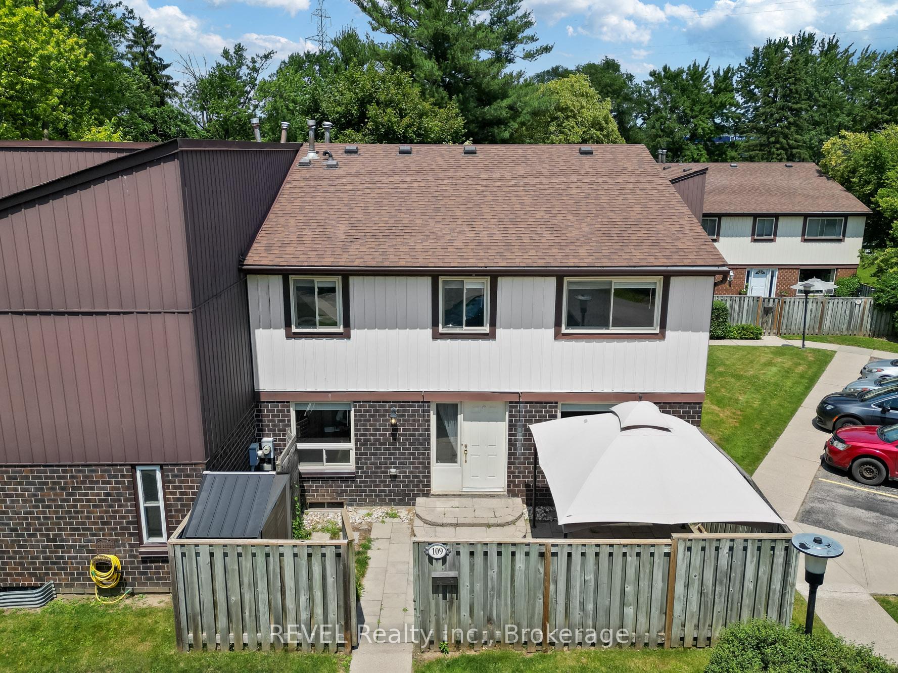 Front of Unit 109, 45 Marksam Road