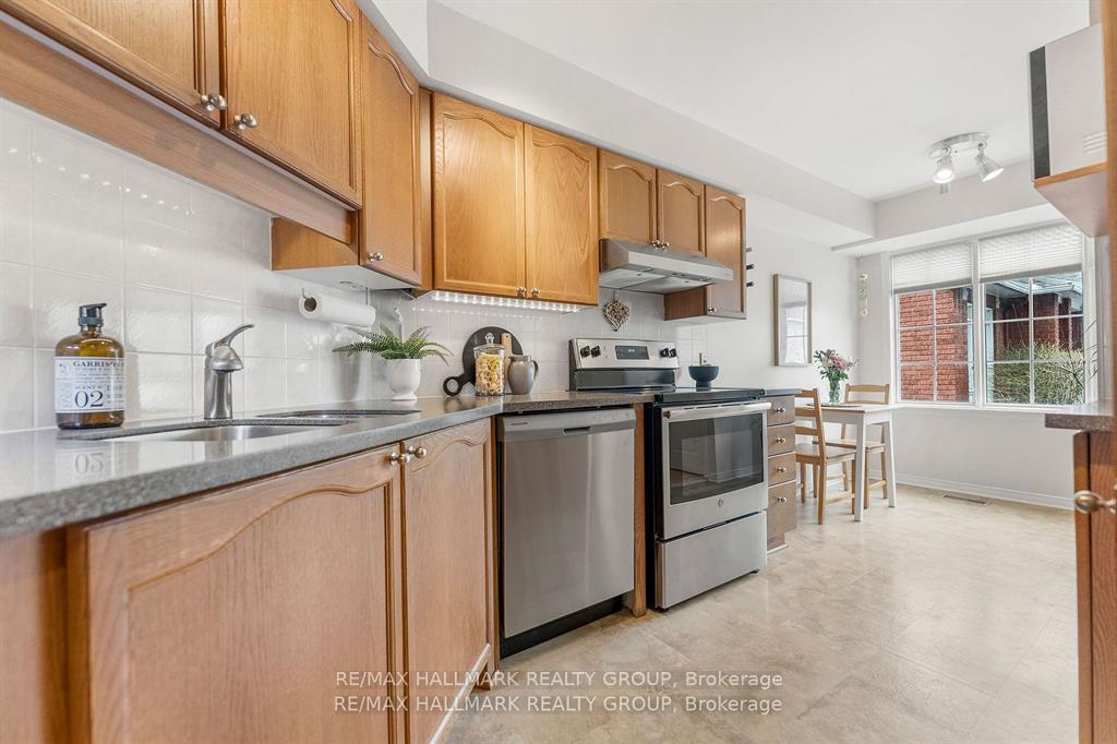 Photo 11 of 110H Centrepointe Drive, Ottawa, Centrepointe — HOMEH