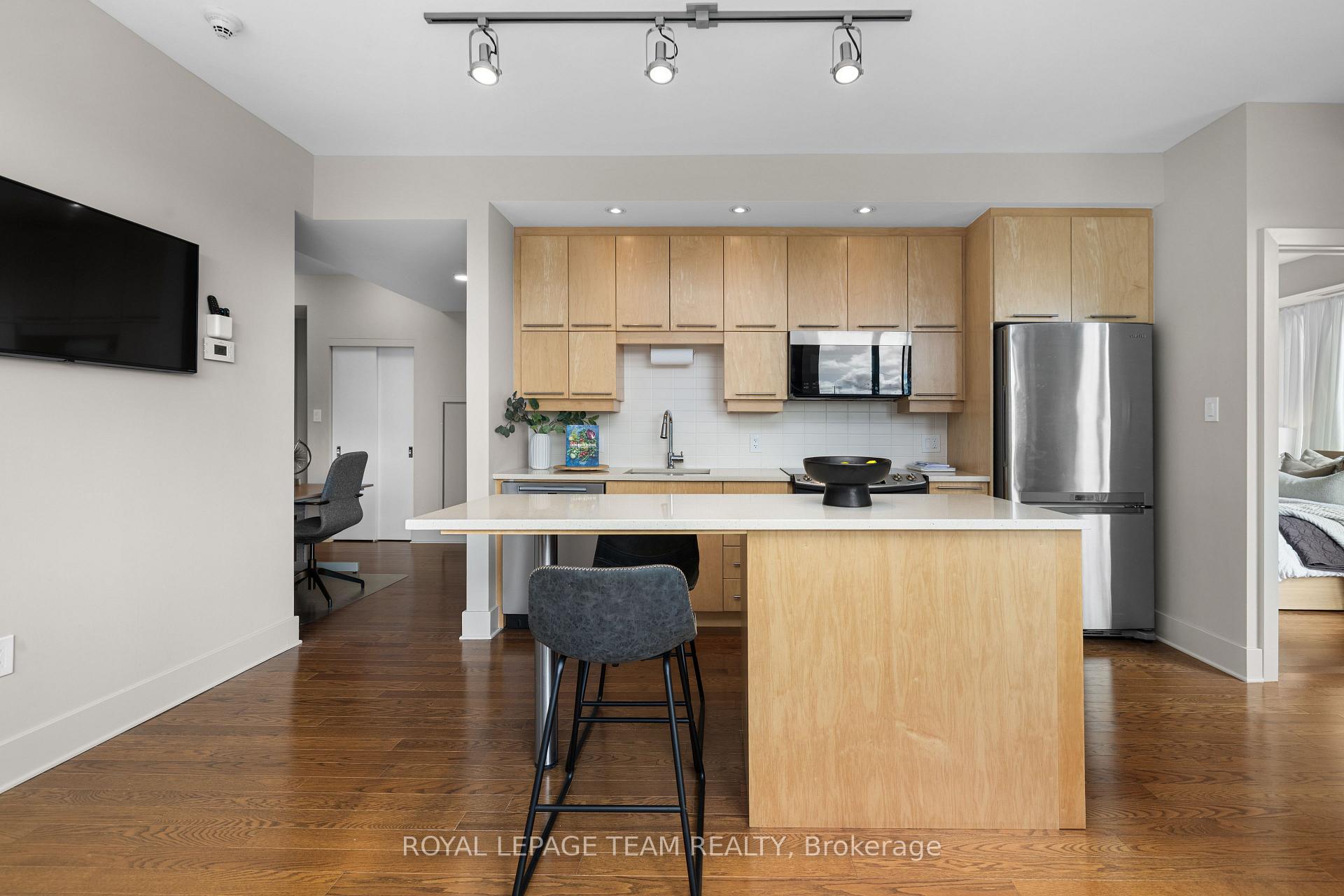 Photo 13 of Unit 306, 101 Richmond Road, Ottawa, Westboro South — HOMEH