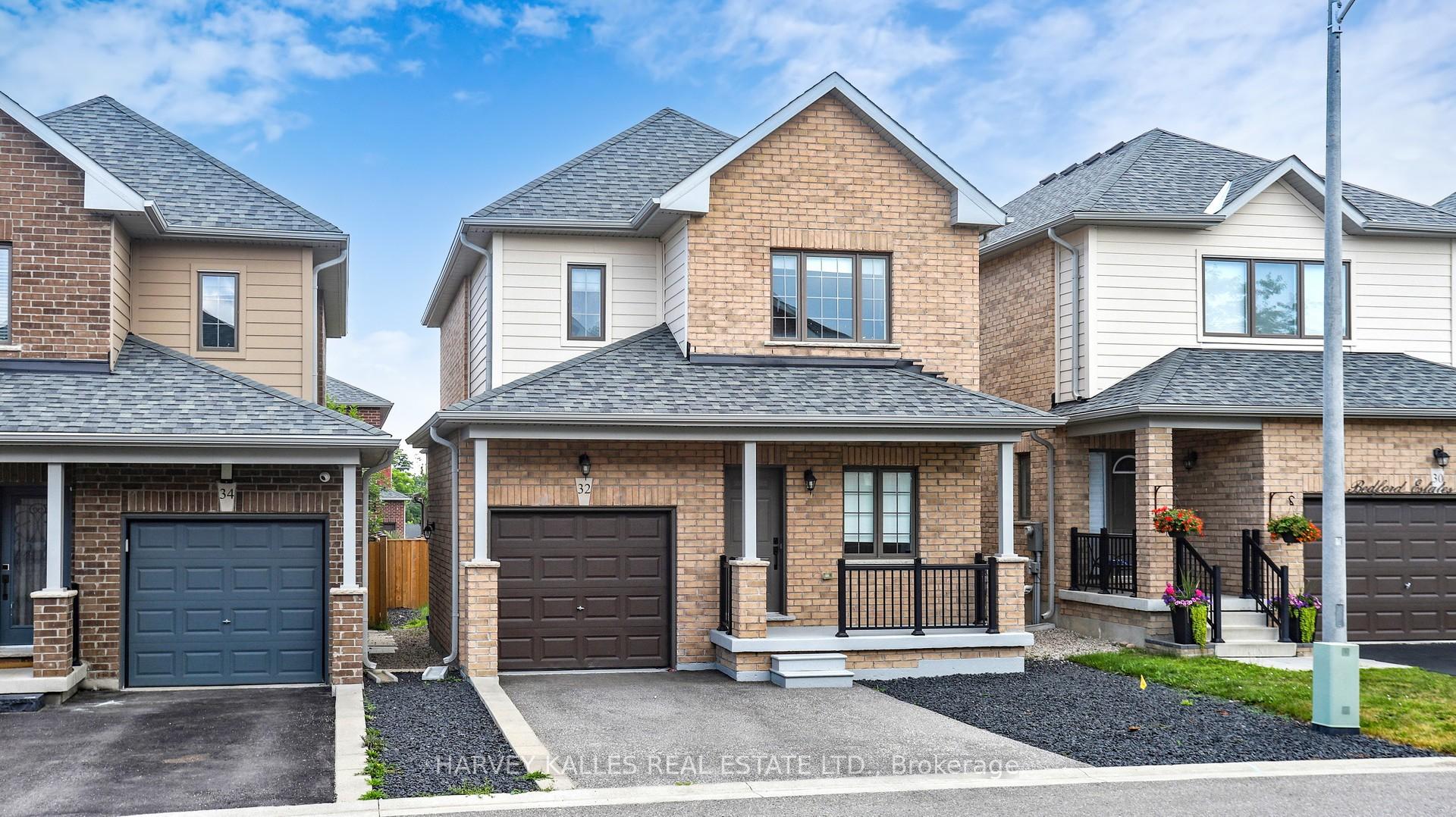 Photo 3 of 32 Bedford Estates Crescent, Barrie, Bayshore — HOMEH