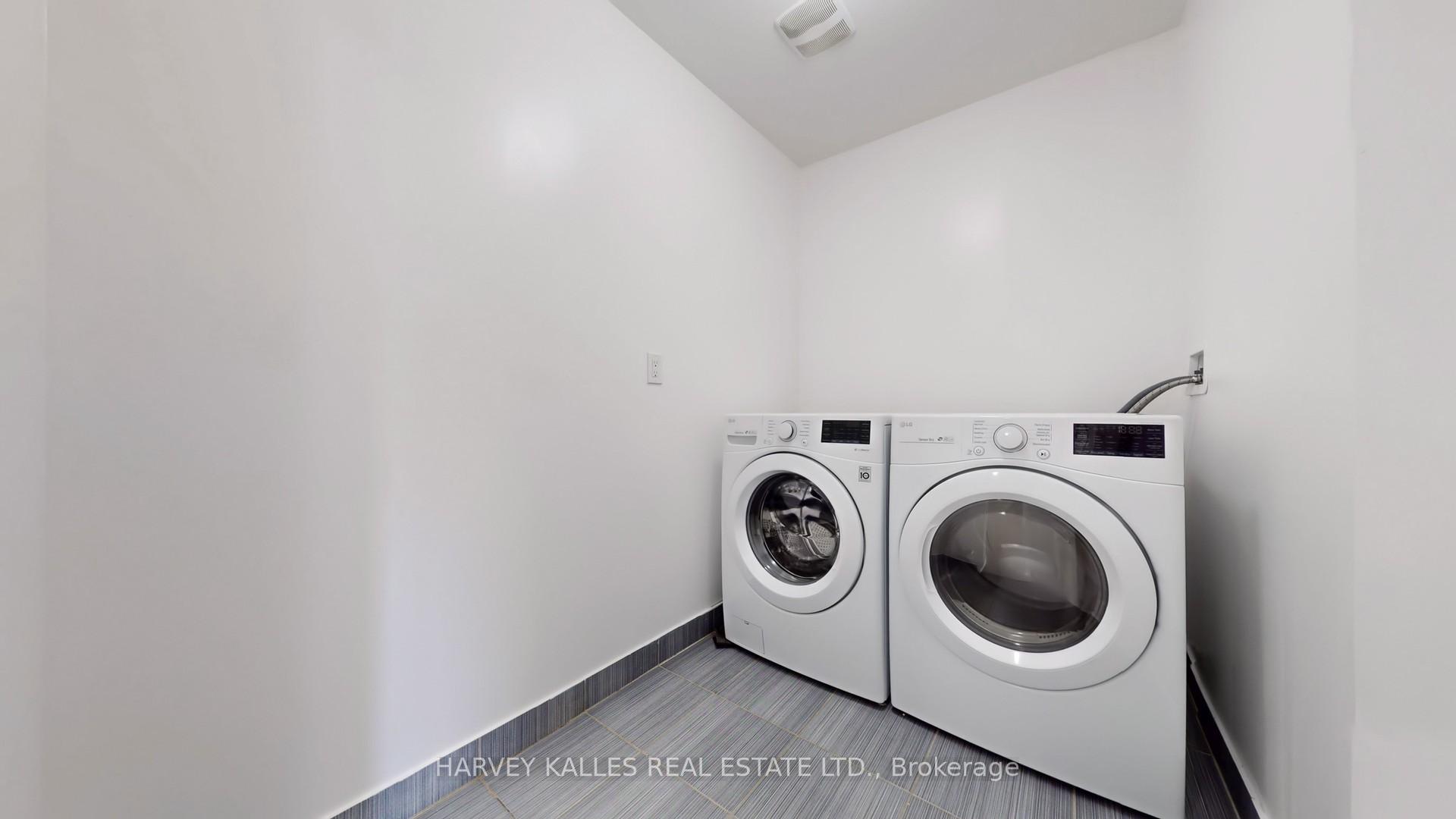 Photo 36 of 32 Bedford Estates Crescent, Barrie, Bayshore — HOMEH