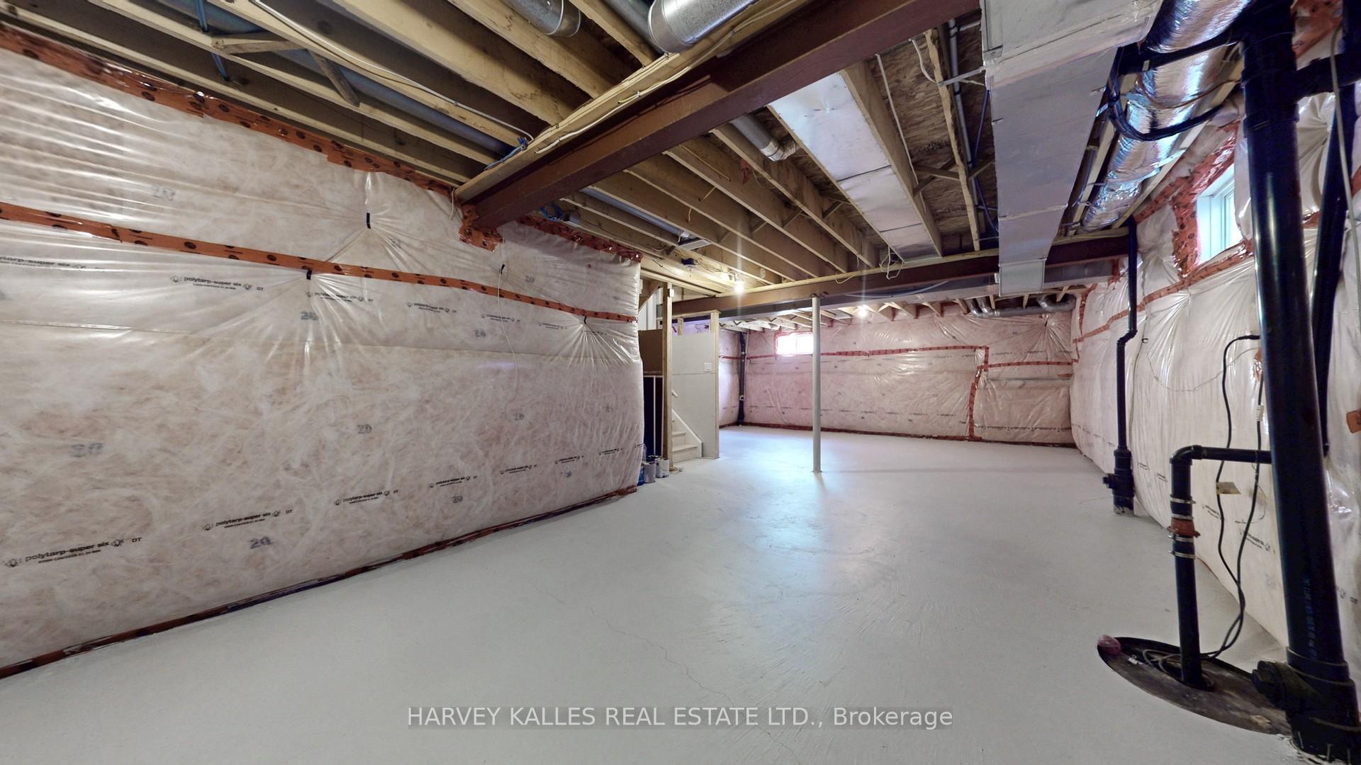 Photo 41 of 32 Bedford Estates Crescent, Barrie, Bayshore — HOMEH