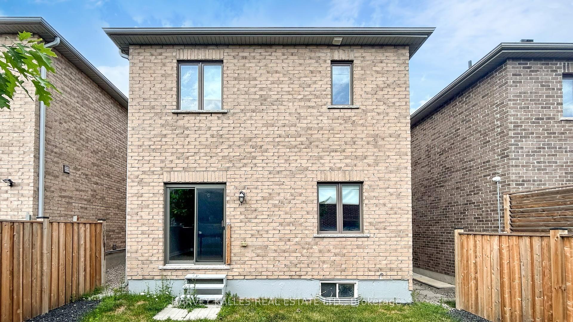 Photo 45 of 32 Bedford Estates Crescent, Barrie, Bayshore — HOMEH