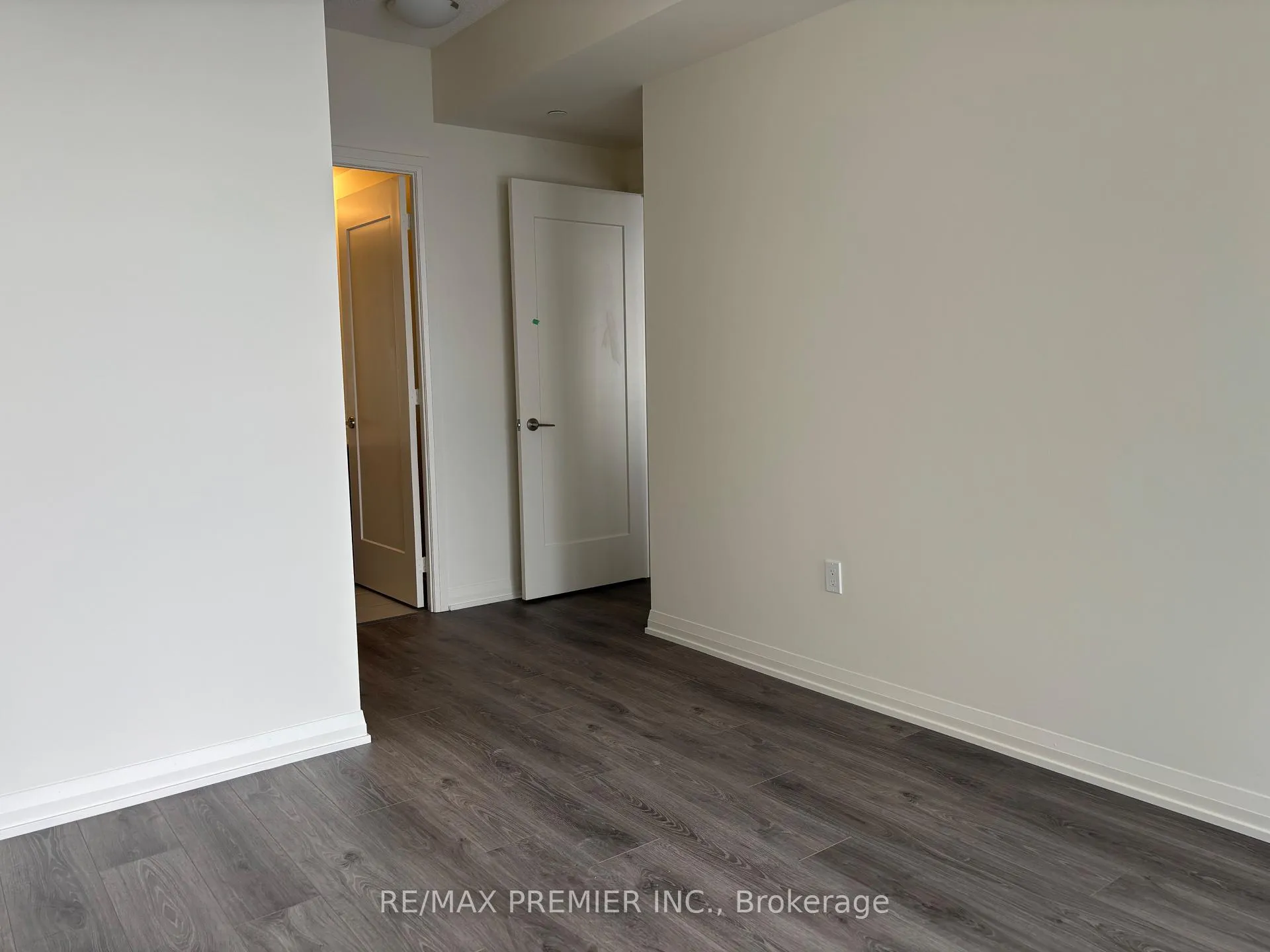 Photo 17 of Unit 1410, 8960 Jane Street, Vaughan, Vellore Village — HOMEH