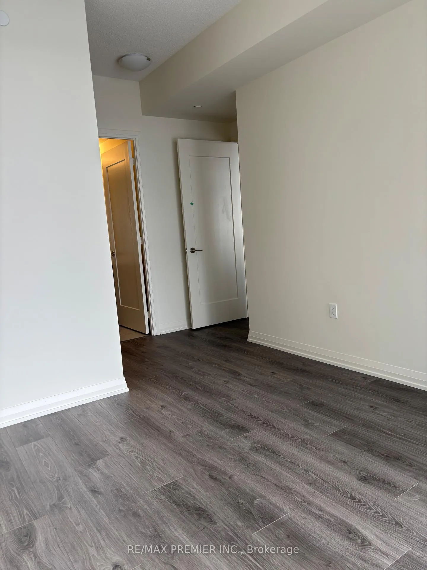 Photo 20 of Unit 1410, 8960 Jane Street, Vaughan, Vellore Village — HOMEH