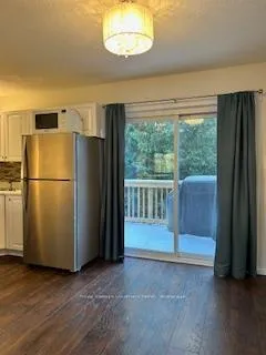 Photo 11 of 587 Oxbow Crescent, Collingwood — HOMEH