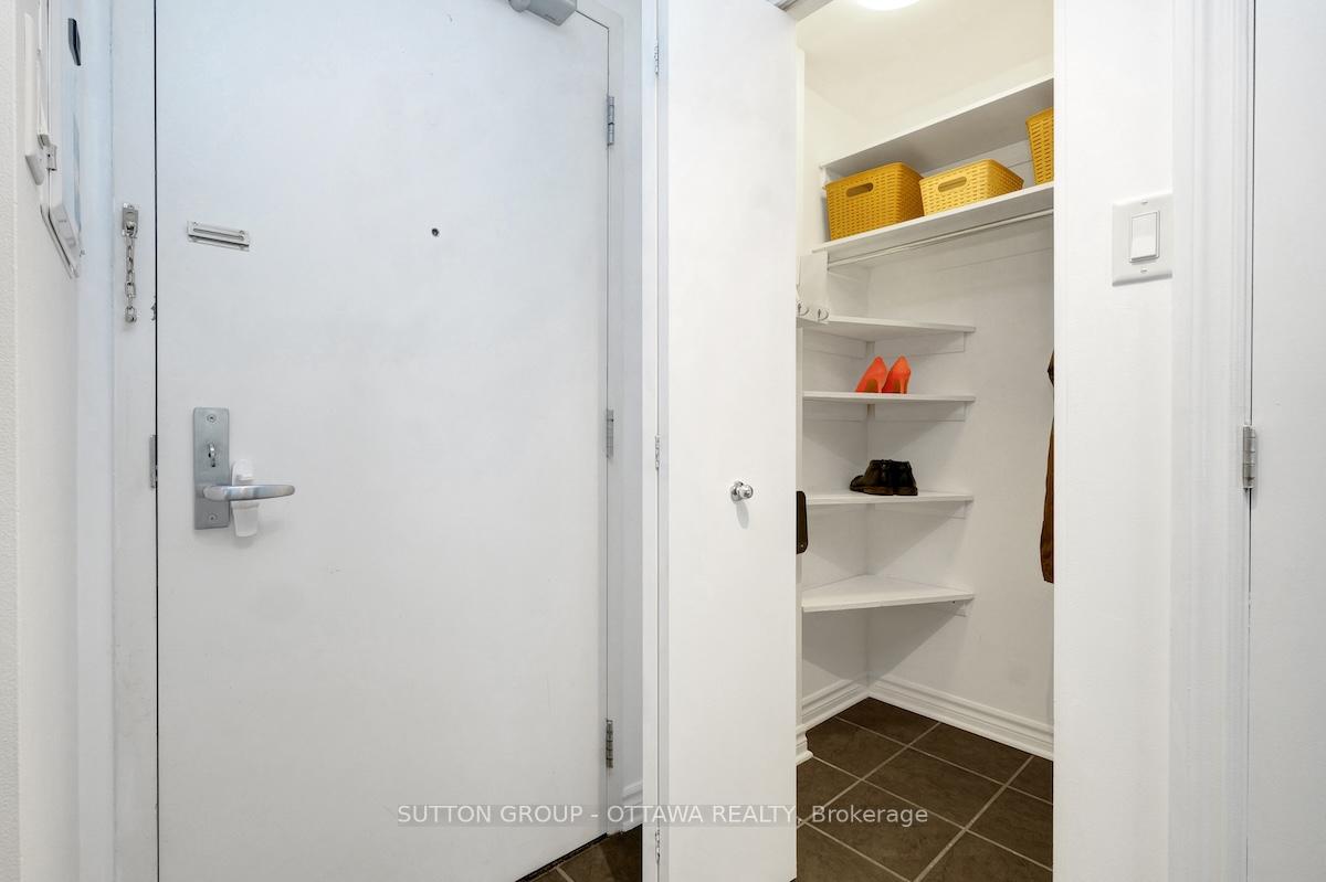Photo 3 of Unit 1303, 70 Landry Street, Ottawa, Vanier — HOMEH