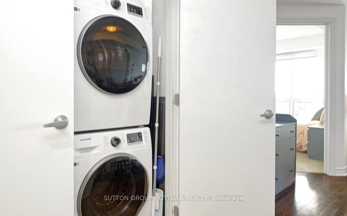 Photo 12 of Unit 1303, 70 Landry Street, Ottawa, Vanier — HOMEH