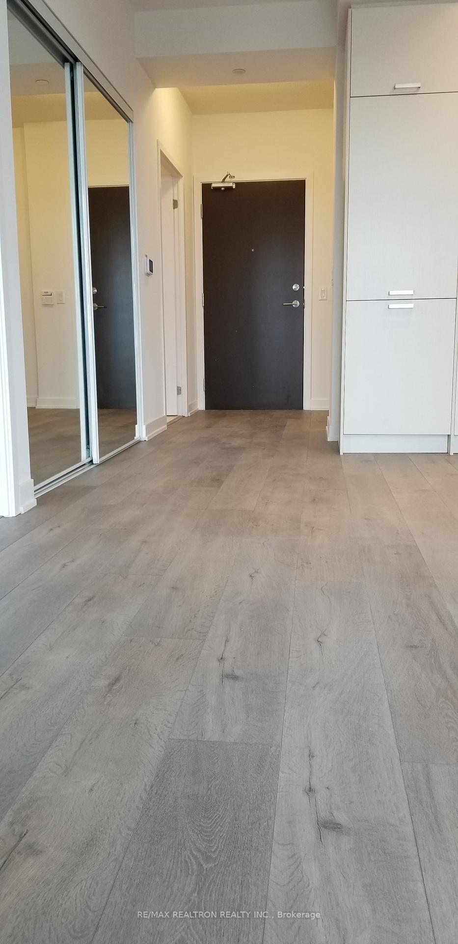 Photo 8 of Unit 1916, 38 Honeycrisp Crescent, Vaughan, Concord — HOMEH