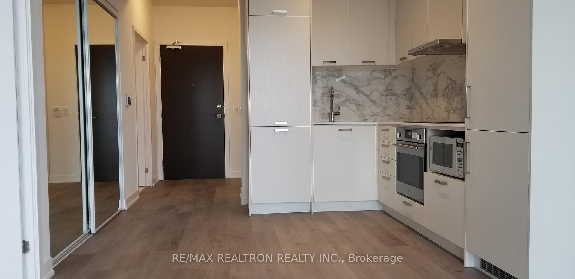 Photo 9 of Unit 1916, 38 Honeycrisp Crescent, Vaughan, Concord — HOMEH