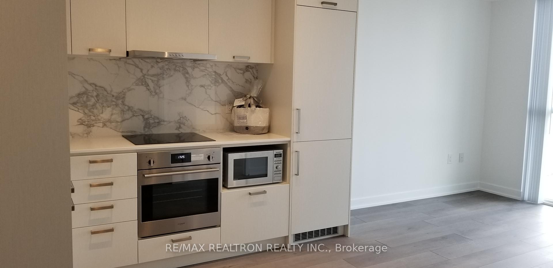 Photo 10 of Unit 1916, 38 Honeycrisp Crescent, Vaughan, Concord — HOMEH