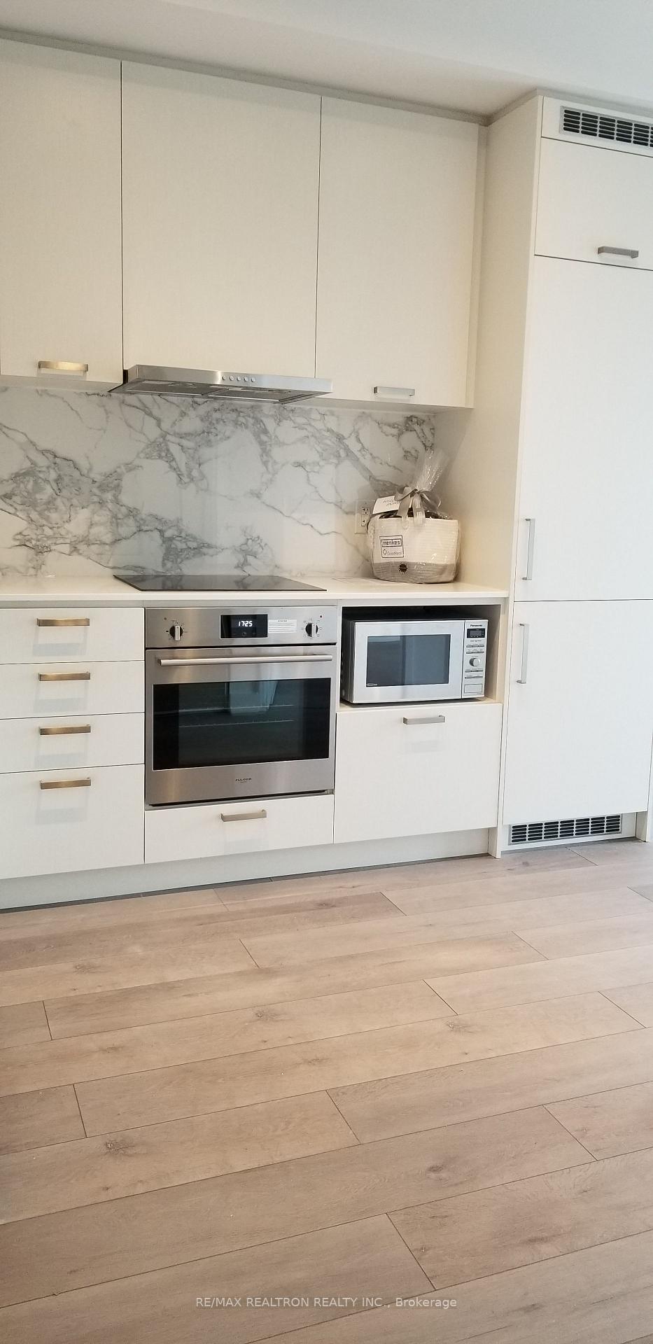 Photo 12 of Unit 1916, 38 Honeycrisp Crescent, Vaughan, Concord — HOMEH