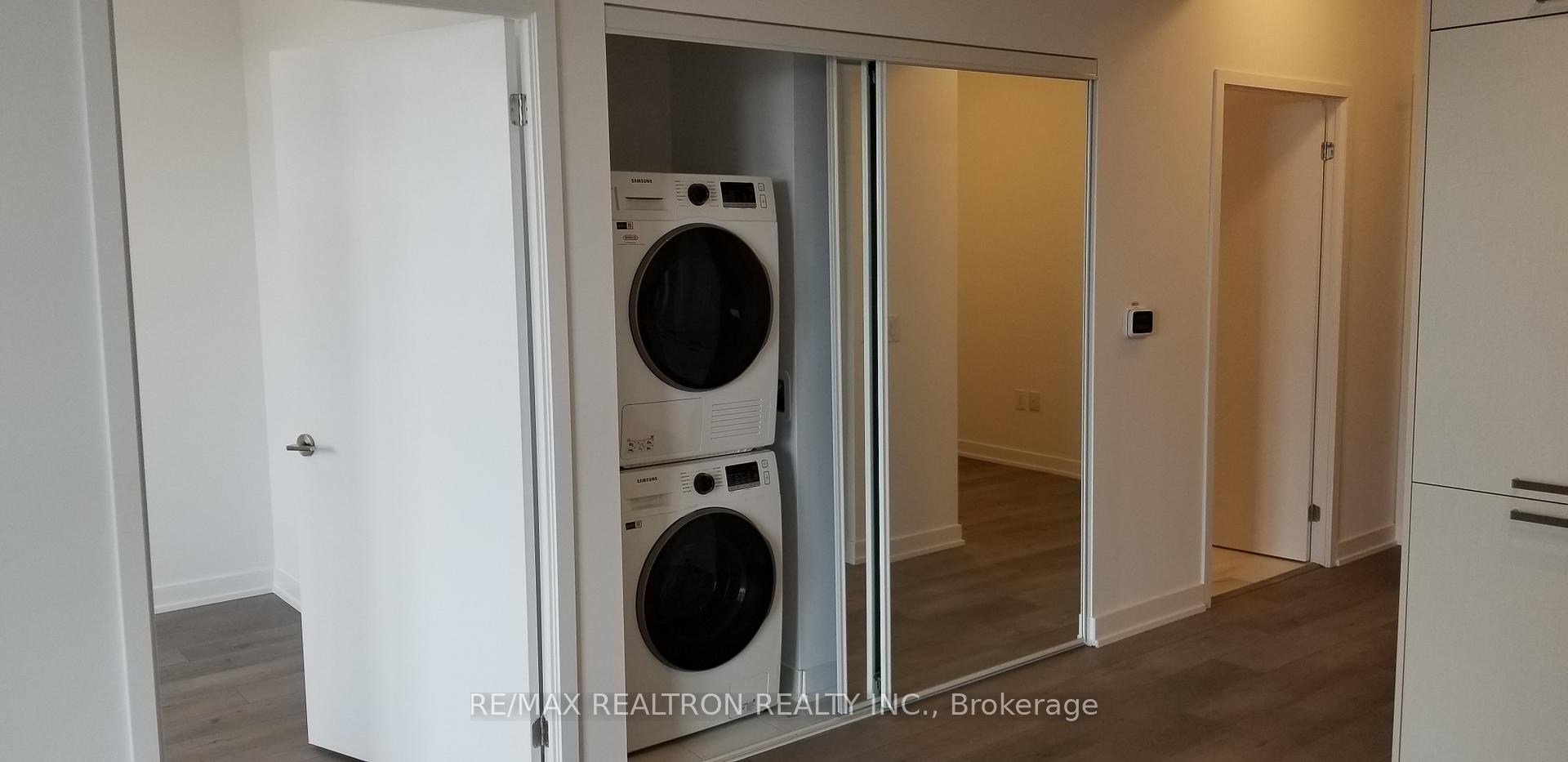 Photo 14 of Unit 1916, 38 Honeycrisp Crescent, Vaughan, Concord — HOMEH