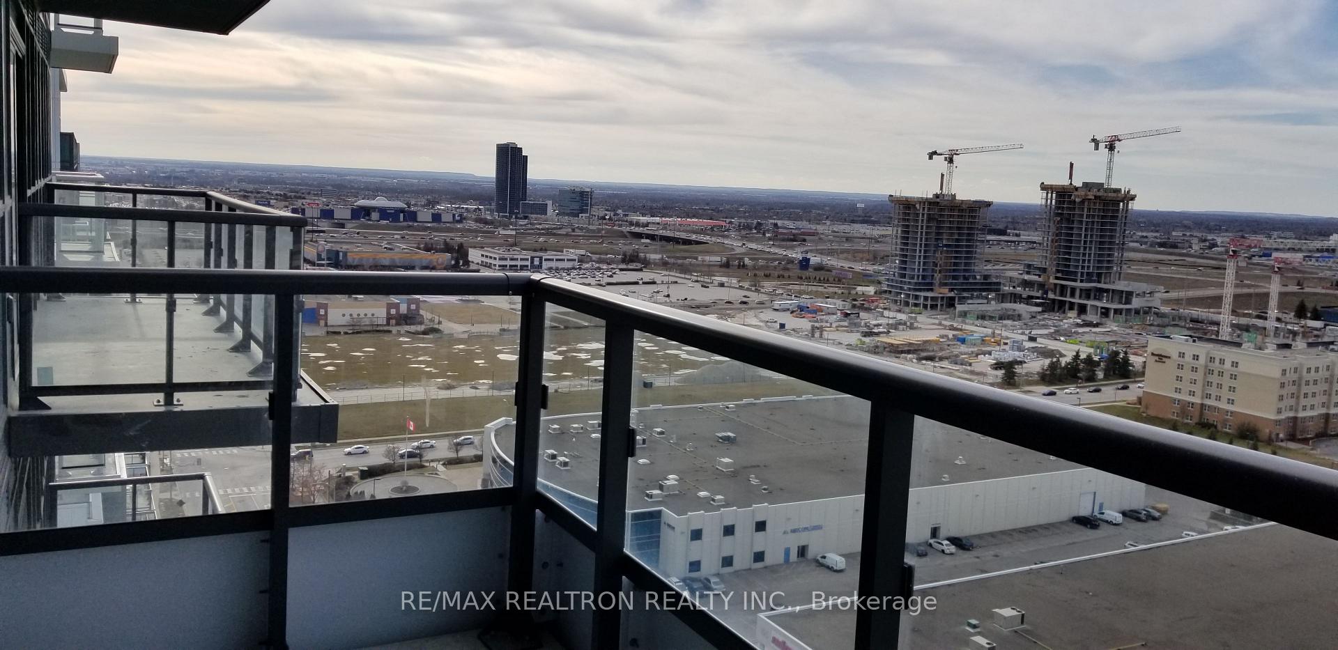Photo 27 of Unit 1916, 38 Honeycrisp Crescent, Vaughan, Concord — HOMEH