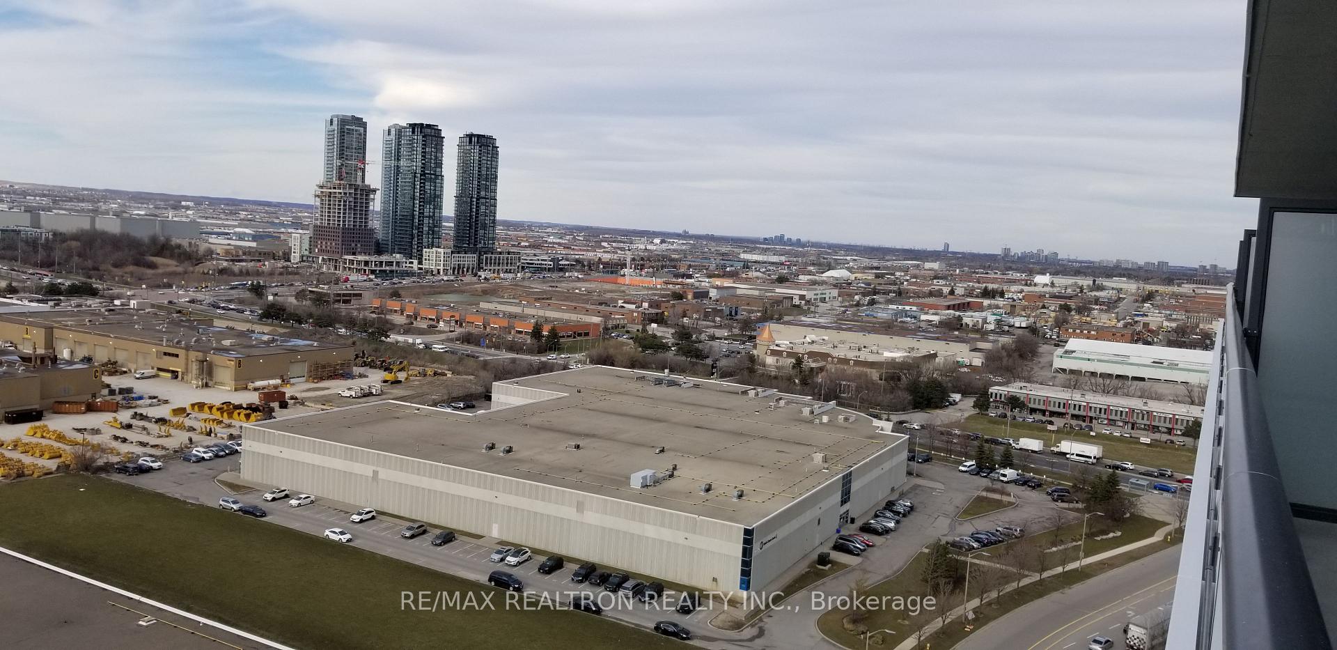 Photo 33 of Unit 1916, 38 Honeycrisp Crescent, Vaughan, Concord — HOMEH
