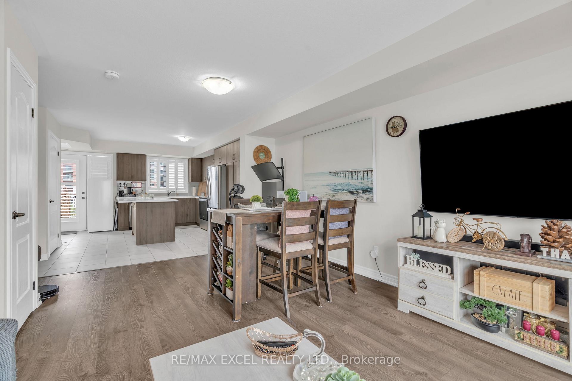 Photo 5 of 283 Law Drive, Guelph, Grange Road — HOMEH