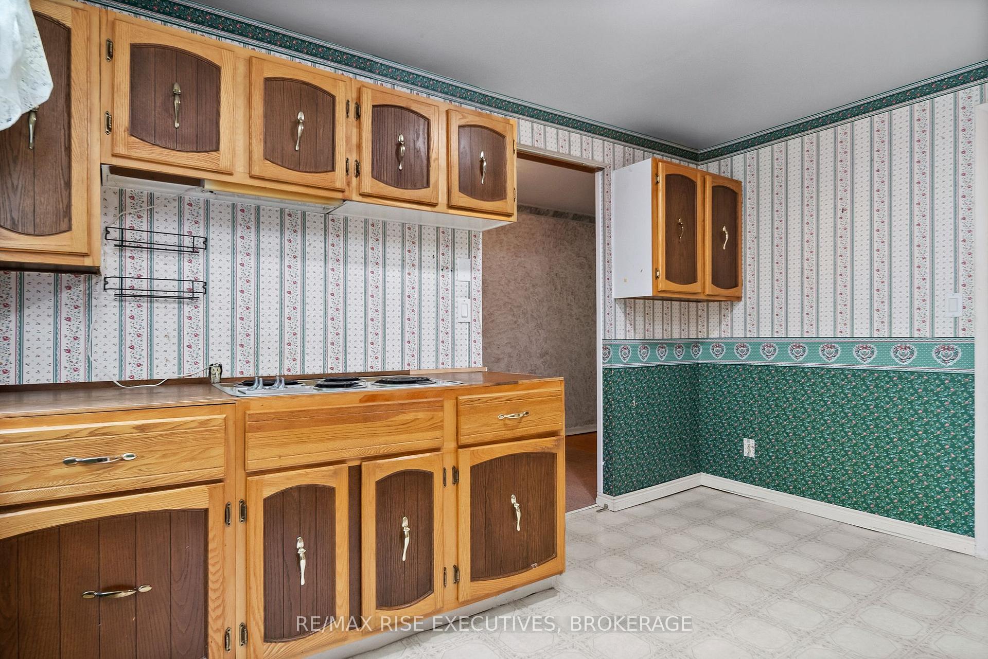Photo 33 of Unit 8, 258 Queen Mary Road, Kingston, Central City West — HOMEH