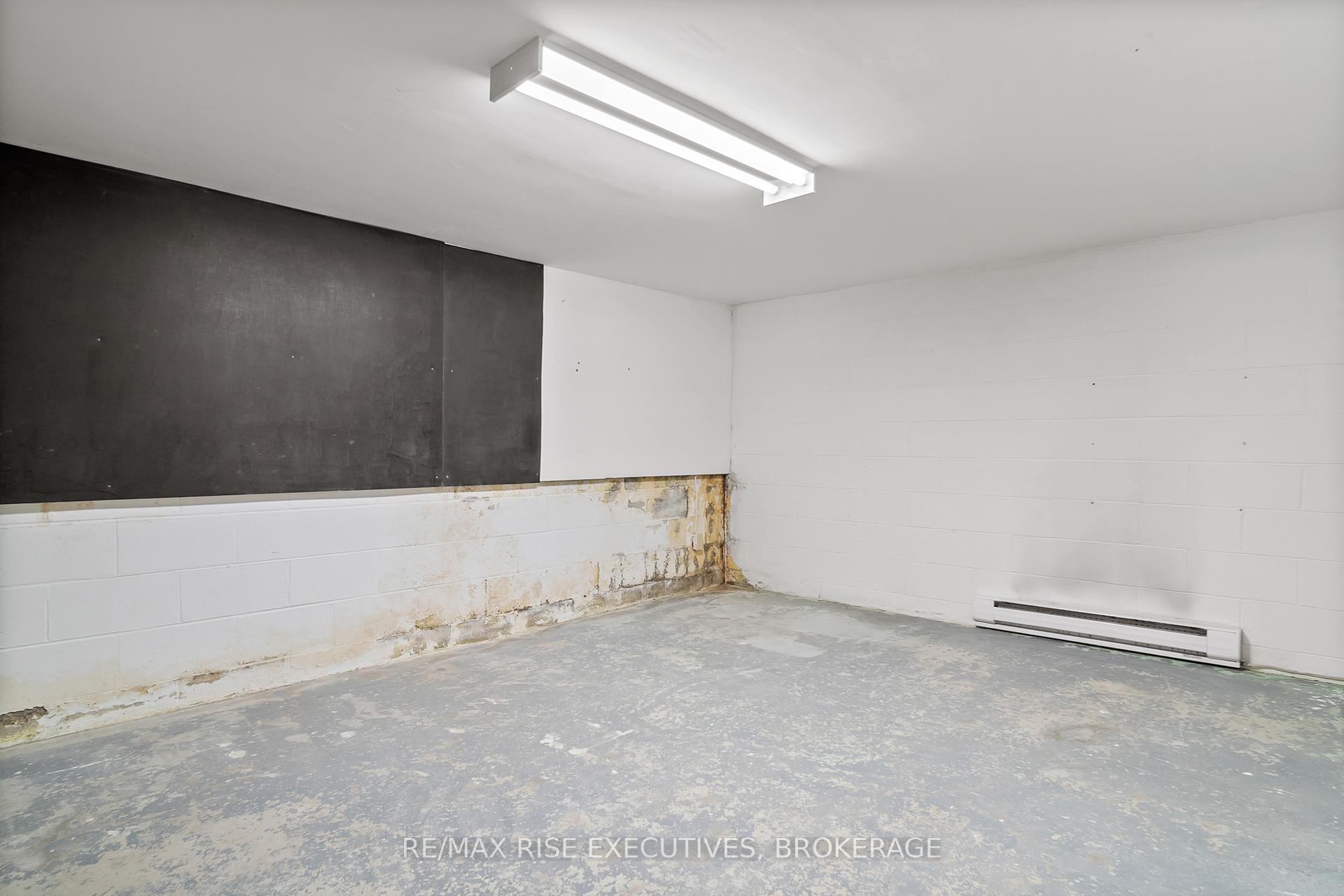 Photo 68 of Unit 8, 258 Queen Mary Road, Kingston, Central City West — HOMEH