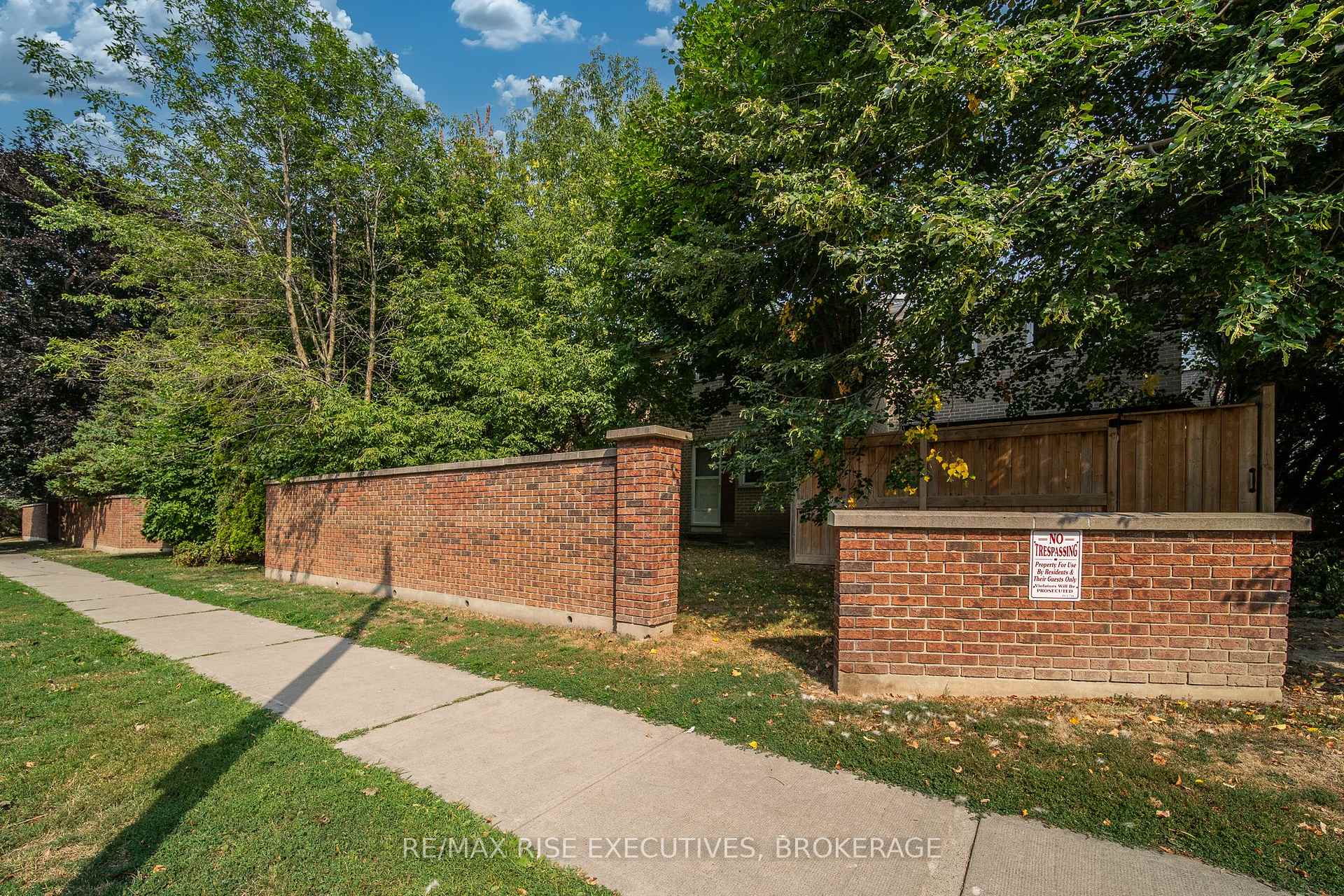 Photo 73 of Unit 8, 258 Queen Mary Road, Kingston, Central City West — HOMEH