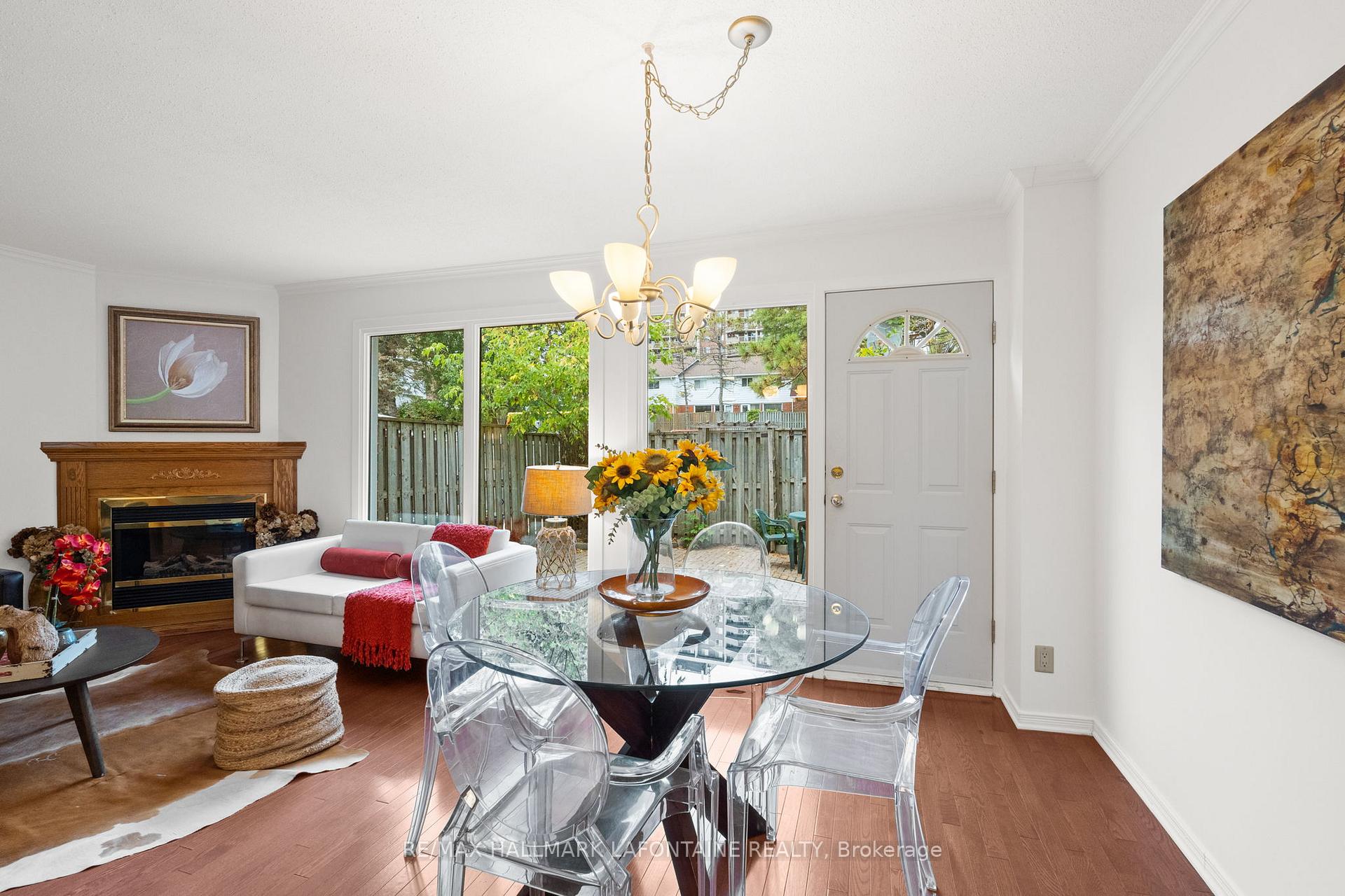 Photo 12 of 125 The Rockery Private, Ottawa, Carson Meadows — HOMEH