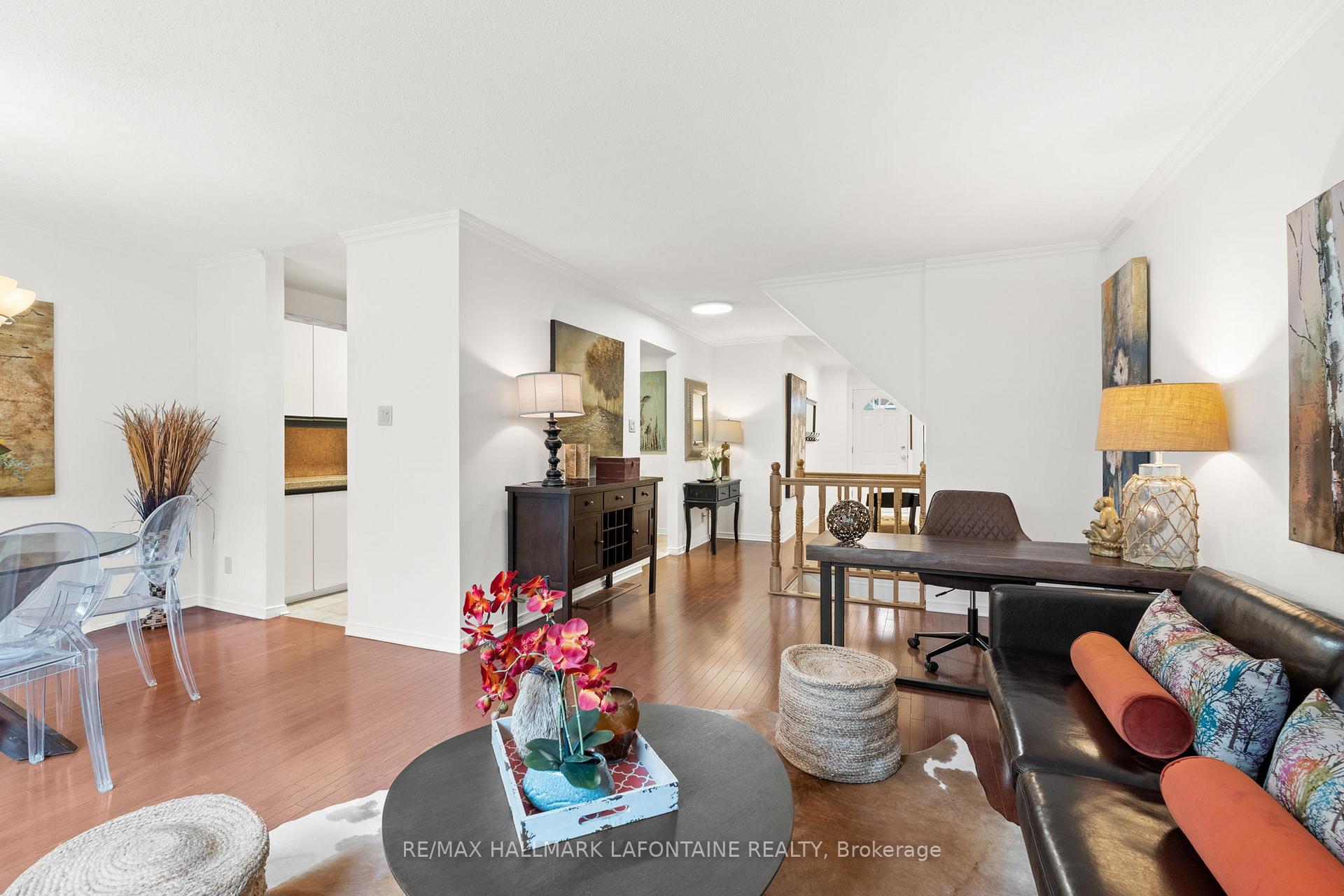 Photo 15 of 125 The Rockery Private, Ottawa, Carson Meadows — HOMEH