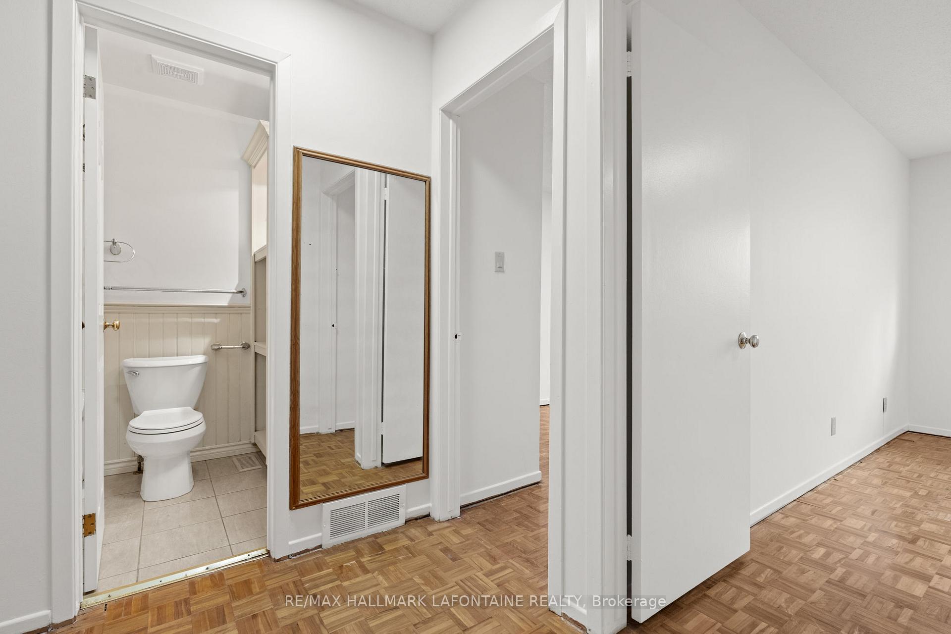 Photo 19 of 125 The Rockery Private, Ottawa, Carson Meadows — HOMEH
