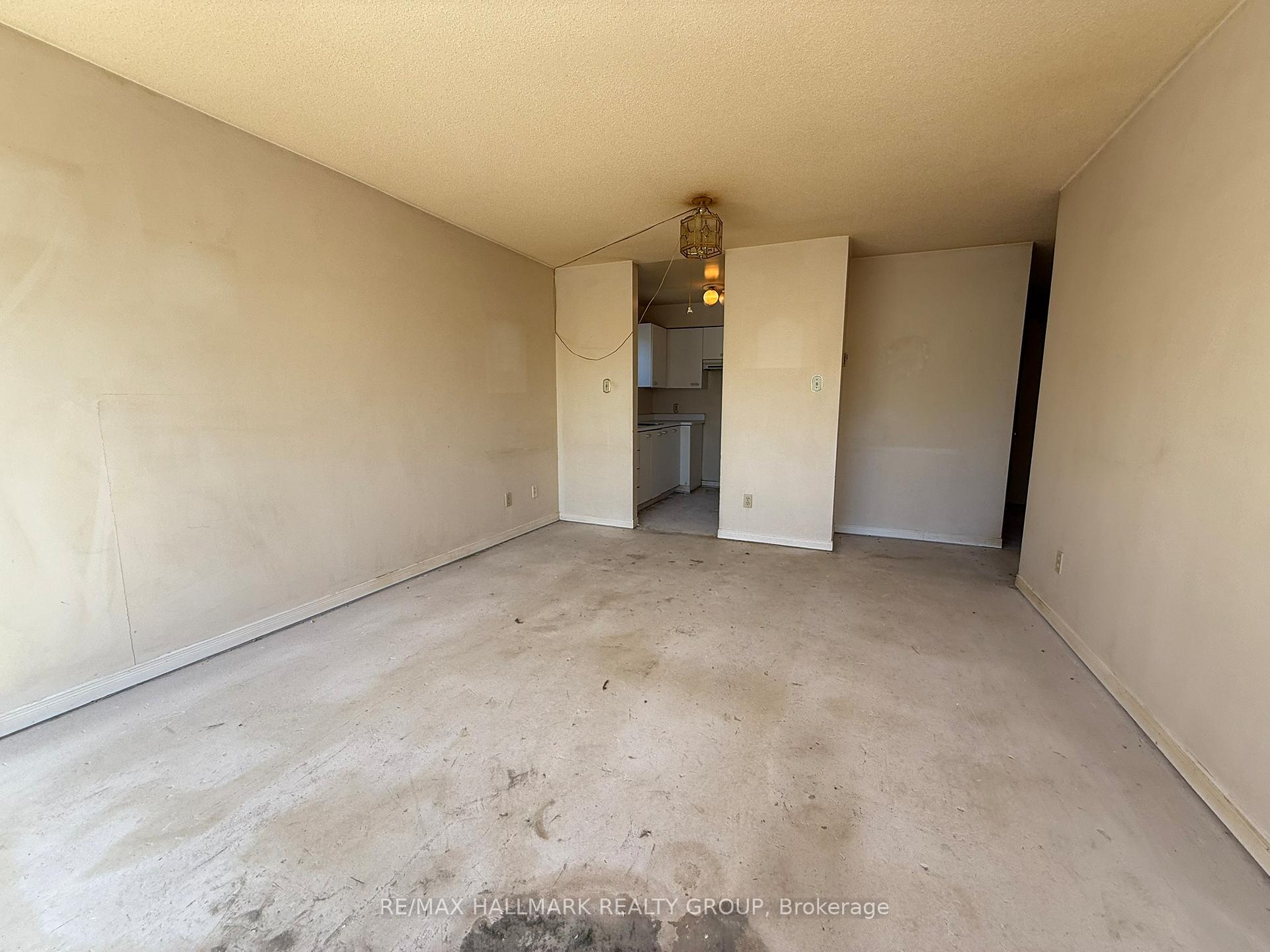 Photo 5 of Unit 202, 1490 Heron Road, Ottawa, Heron Gate — HOMEH