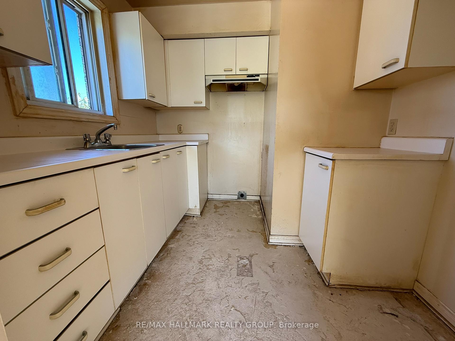 Photo 7 of Unit 202, 1490 Heron Road, Ottawa, Heron Gate — HOMEH