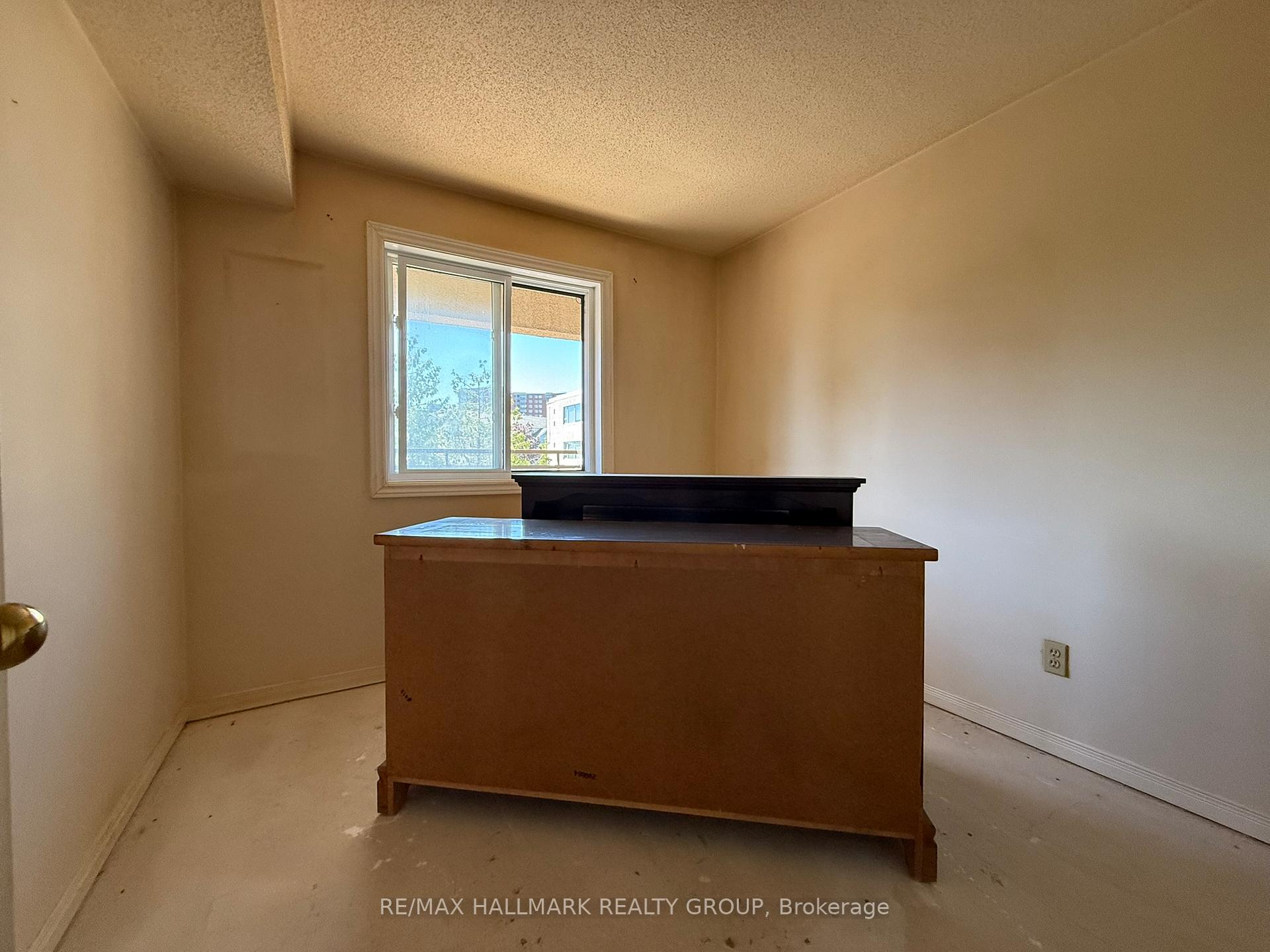 Photo 14 of Unit 202, 1490 Heron Road, Ottawa, Heron Gate — HOMEH