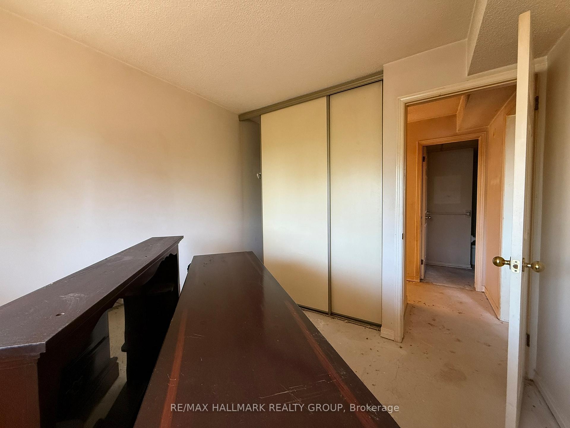 Photo 15 of Unit 202, 1490 Heron Road, Ottawa, Heron Gate — HOMEH