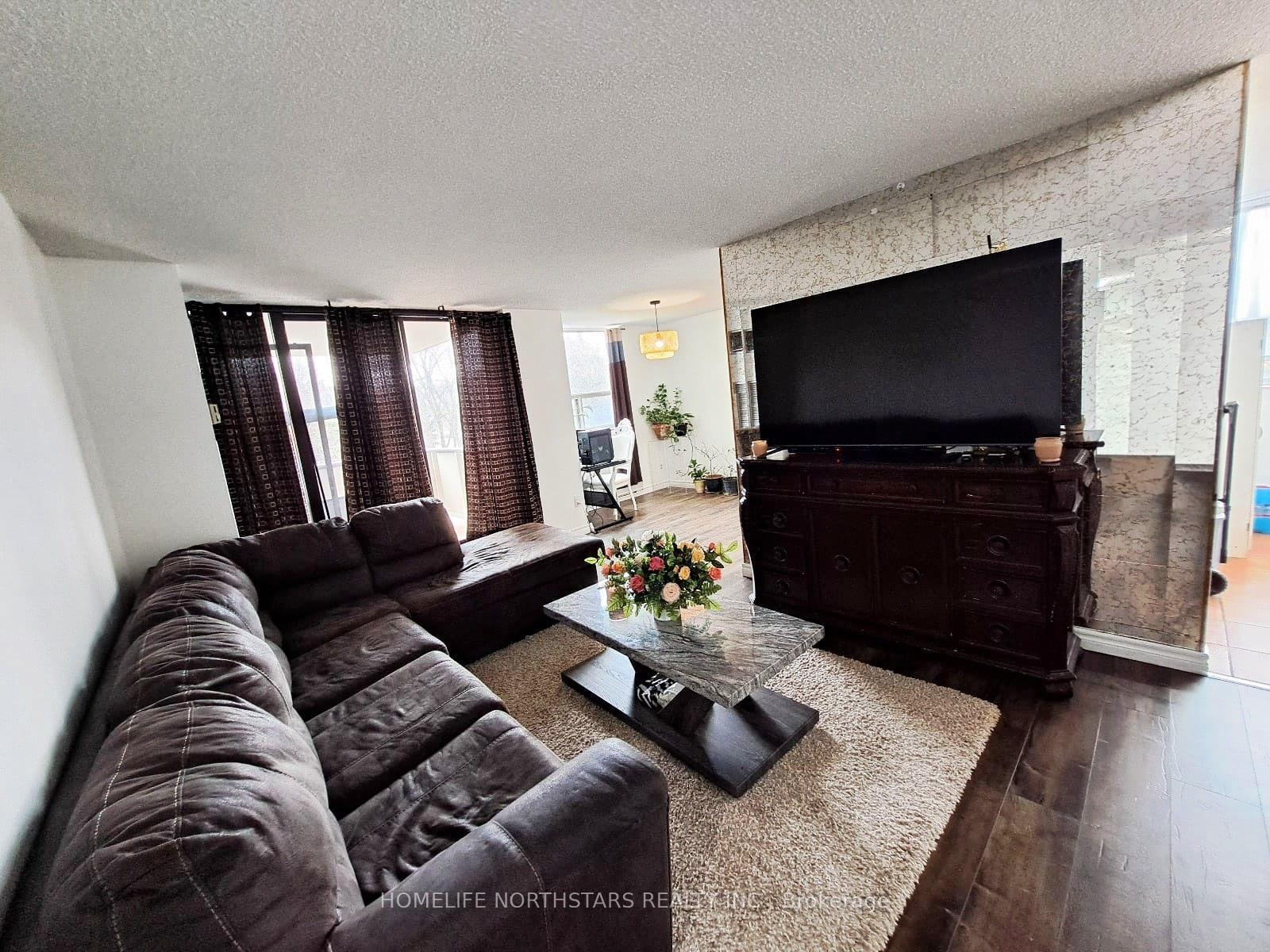 Photo 10 of Unit 309, 3 Lisa Street, Brampton, Queen Street Corridor — HOMEH
