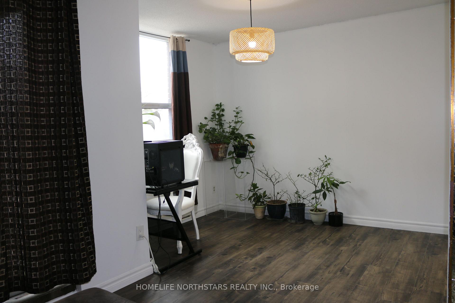 Photo 4 of Unit 309, 3 Lisa Street, Brampton, Queen Street Corridor — HOMEH