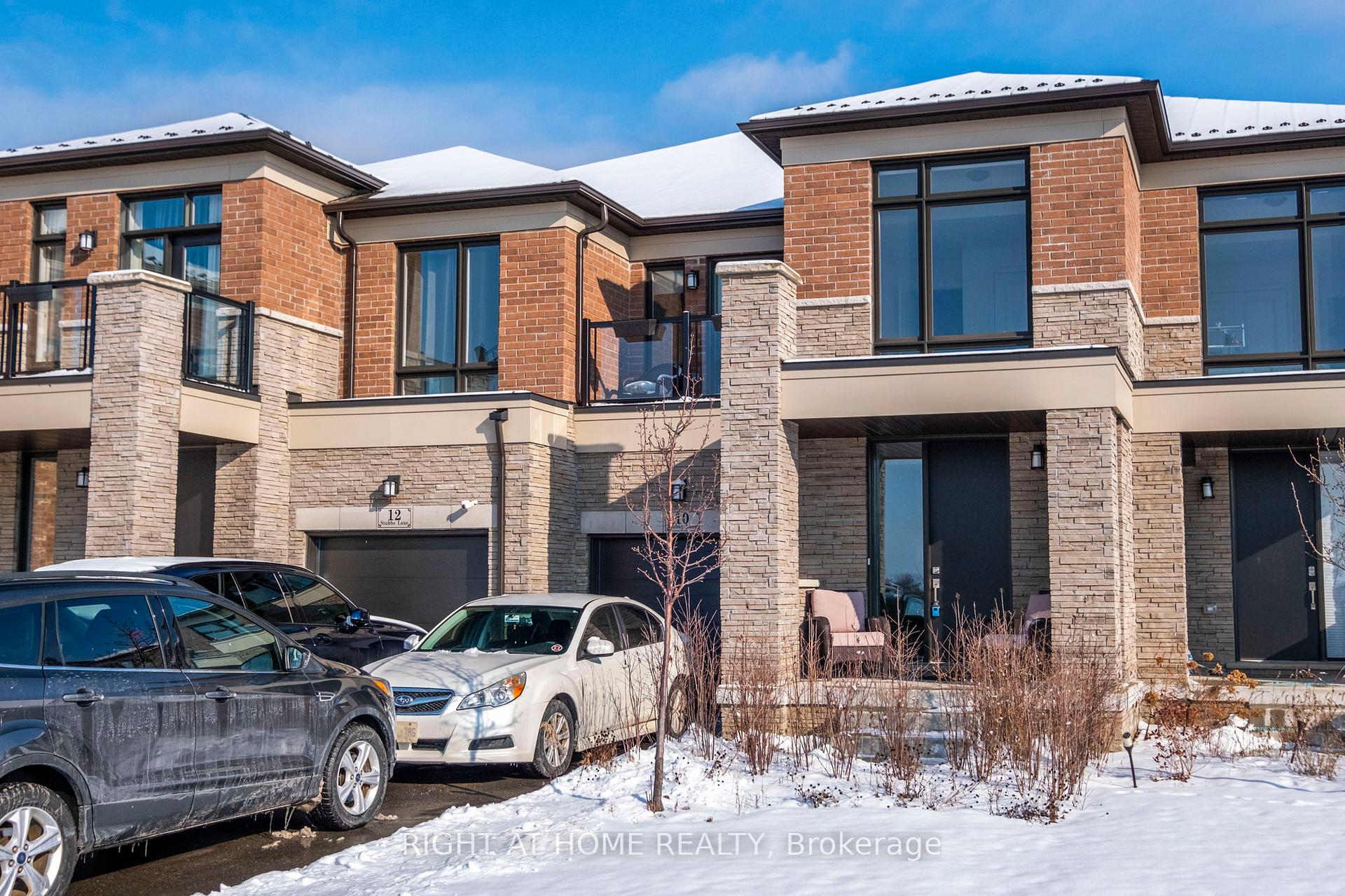 Photo 2 of 10 Stubbs Lane, Aurora, Rural Aurora — HOMEH
