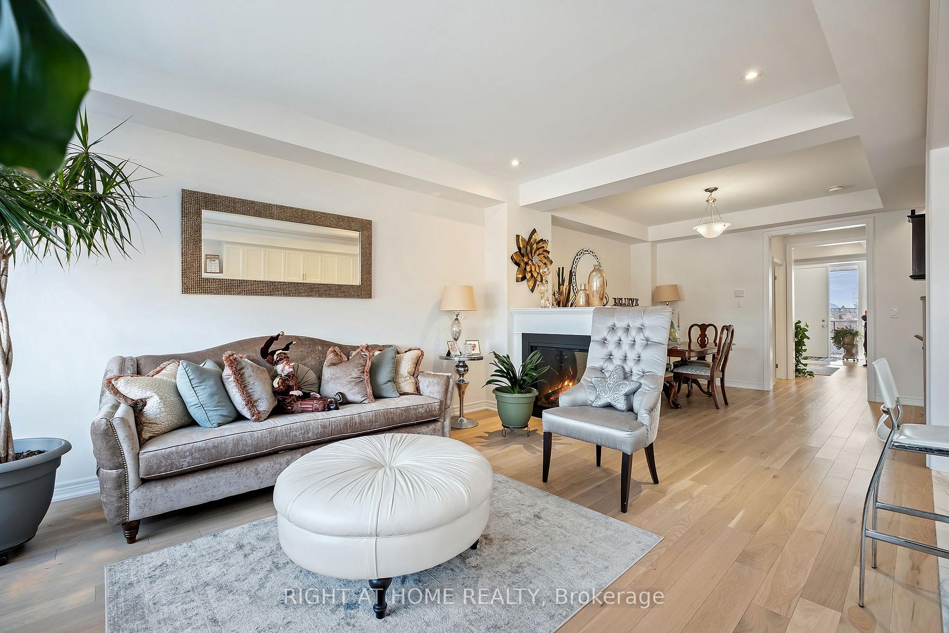 Photo 12 of 10 Stubbs Lane, Aurora, Rural Aurora — HOMEH