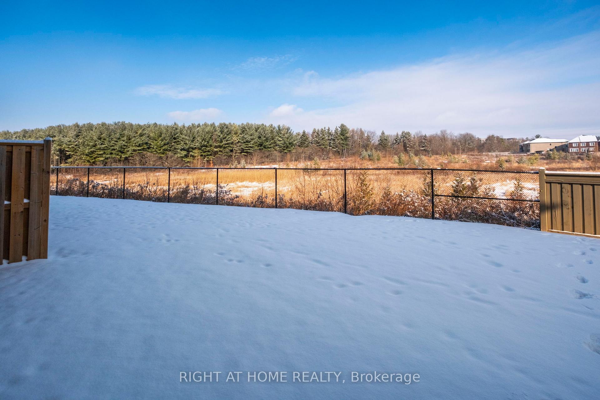 Photo 37 of 10 Stubbs Lane, Aurora, Rural Aurora — HOMEH
