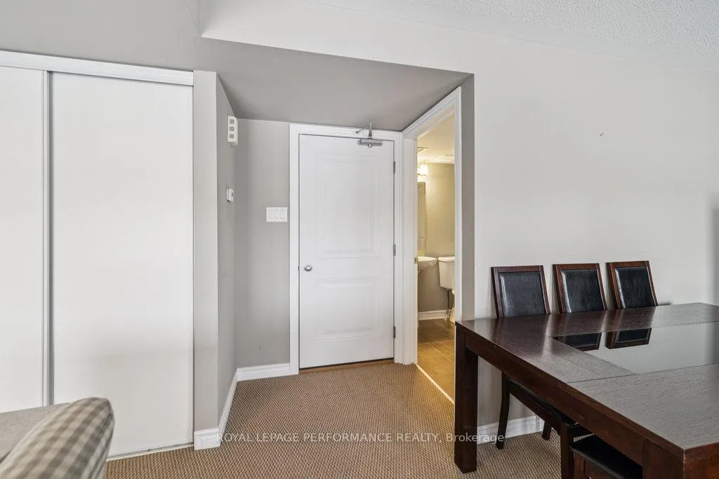 Photo 6 of Unit 8, 474 Clearbrook Drive, Ottawa, Barrhaven - Strandherd — HOMEH